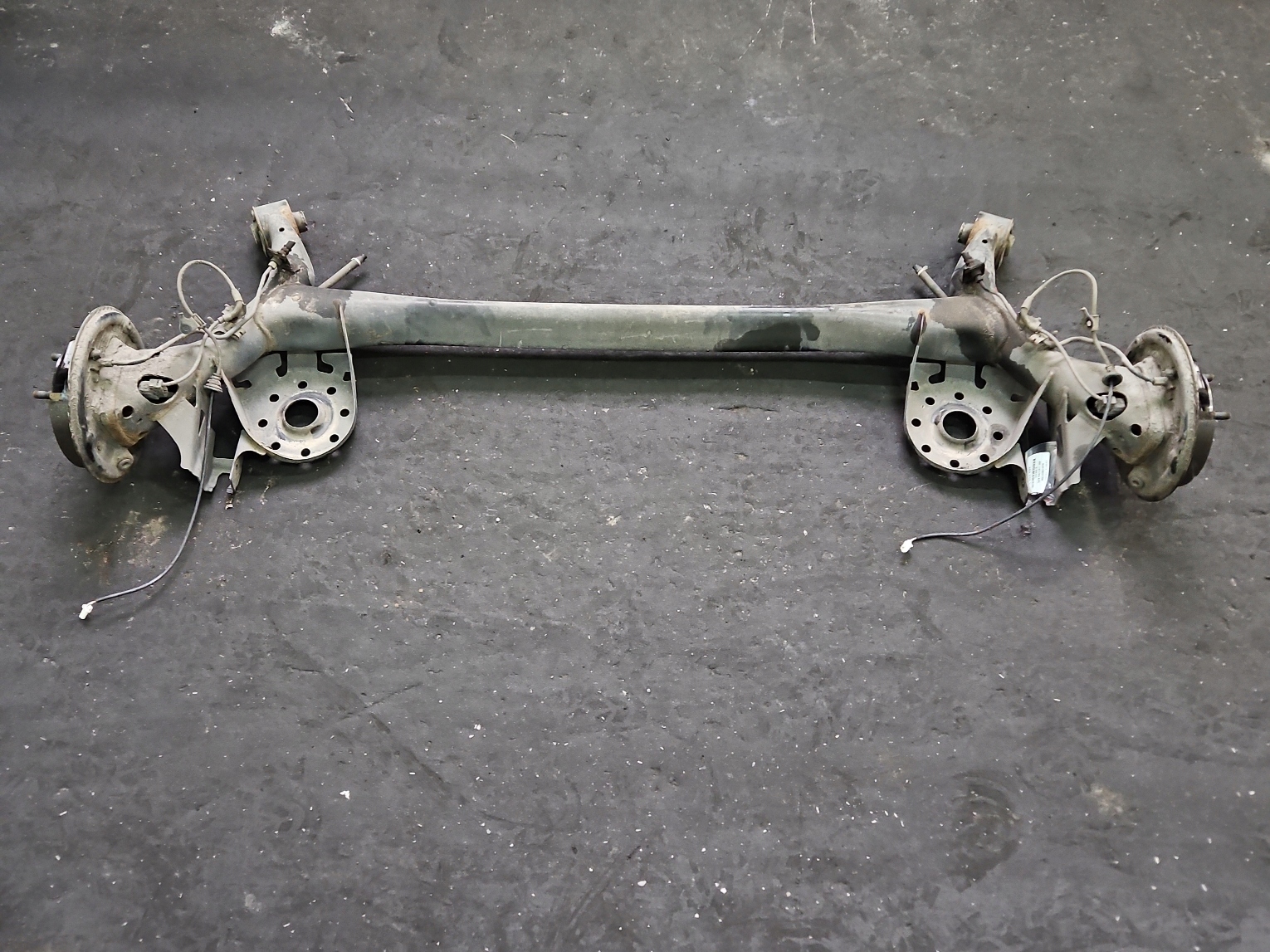 TYLNA BELKA OŚ TYŁ TOYOTA YARIS III 1.0 VVT-I