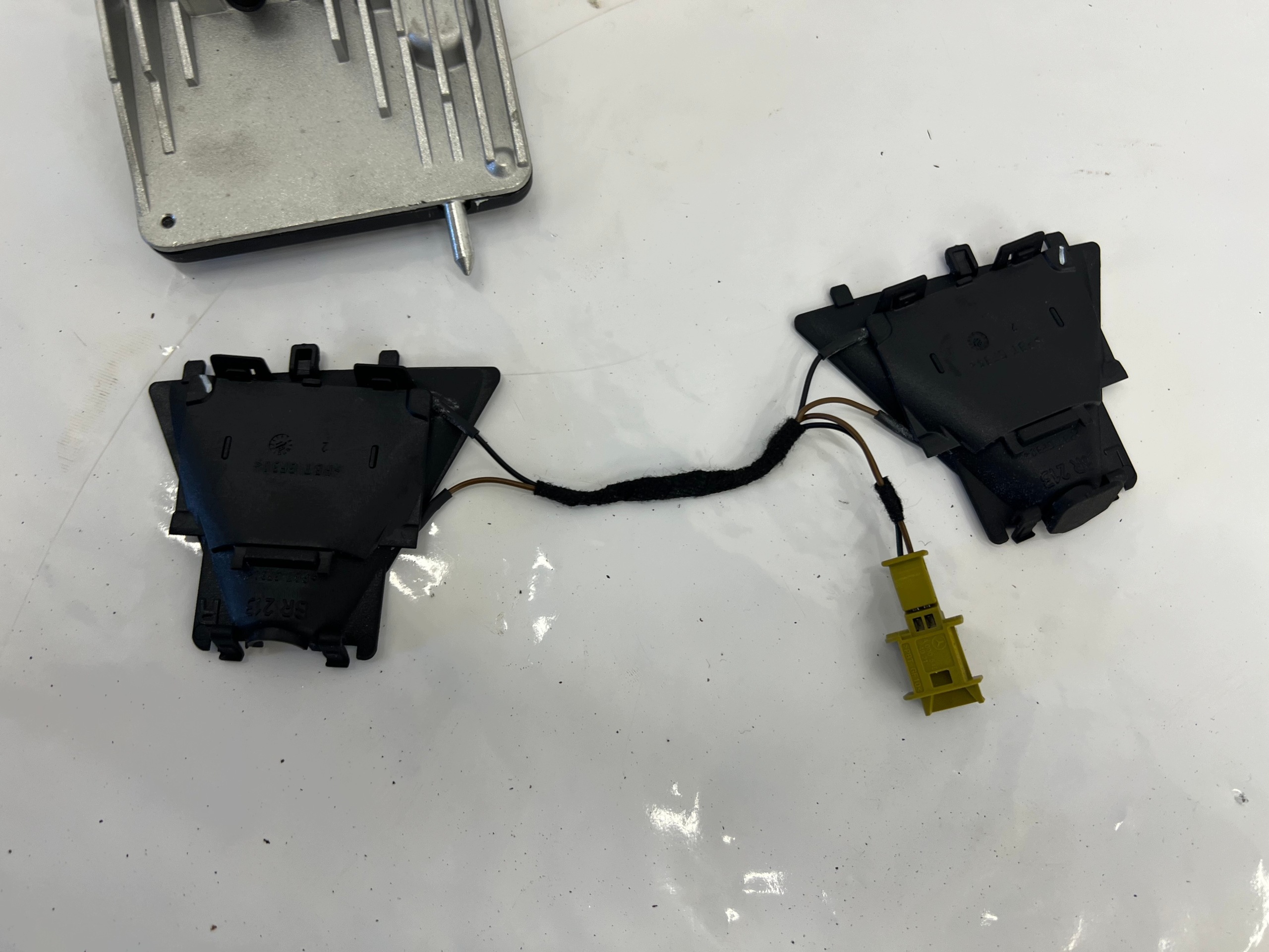 MERCEDES W205 LIFT KAMERA windows front A2479006704