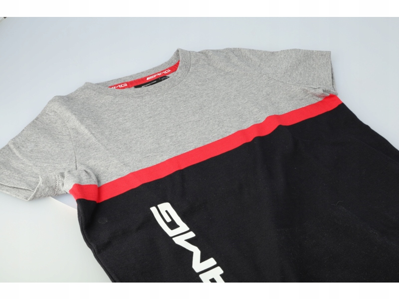 MERCEDES AMG dziecieca koszulka t-shirt 128/134 Stan opakowania oryginalne