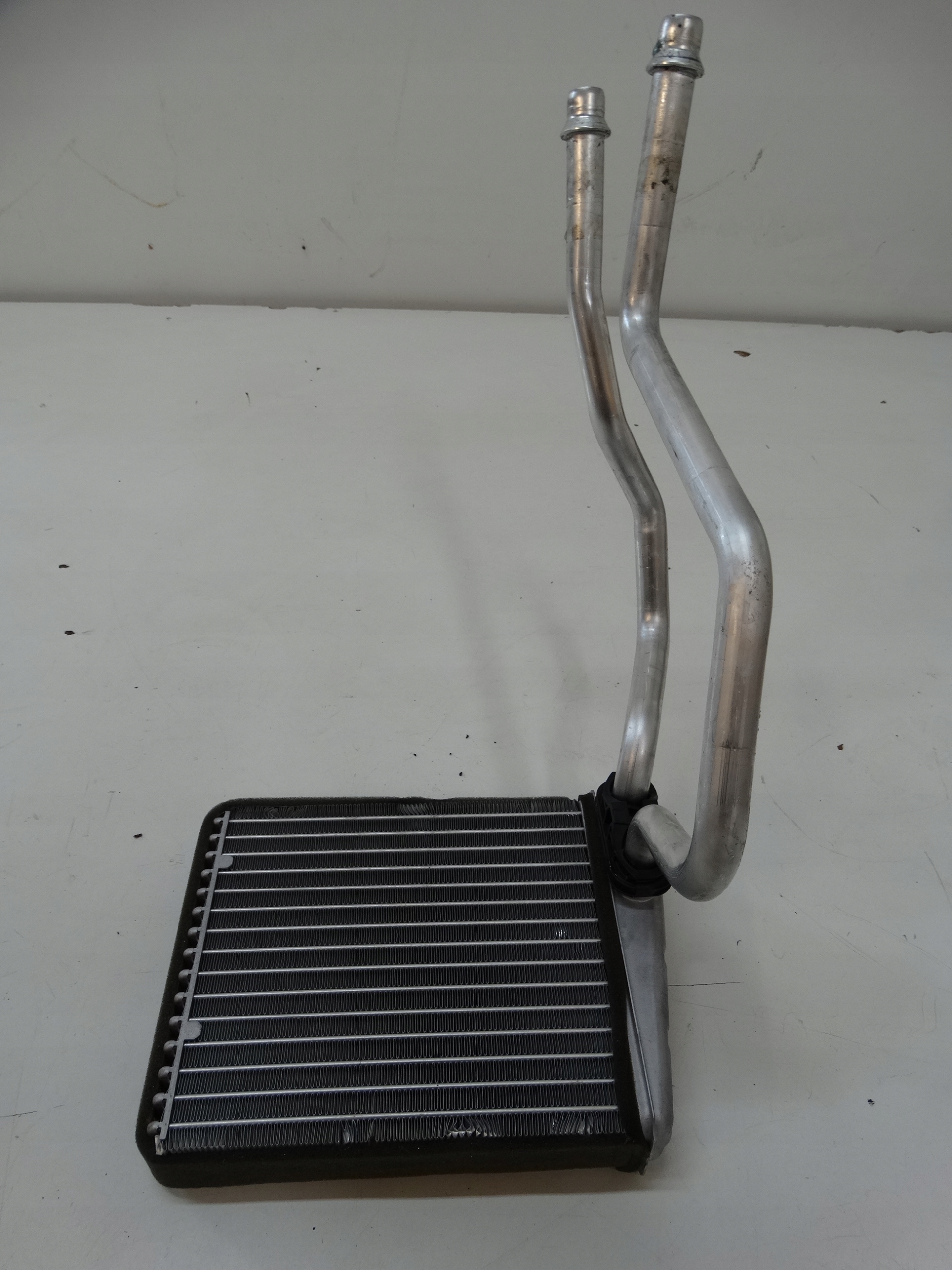ohřívač vody MERCEDES W169 LIFT A1698300061