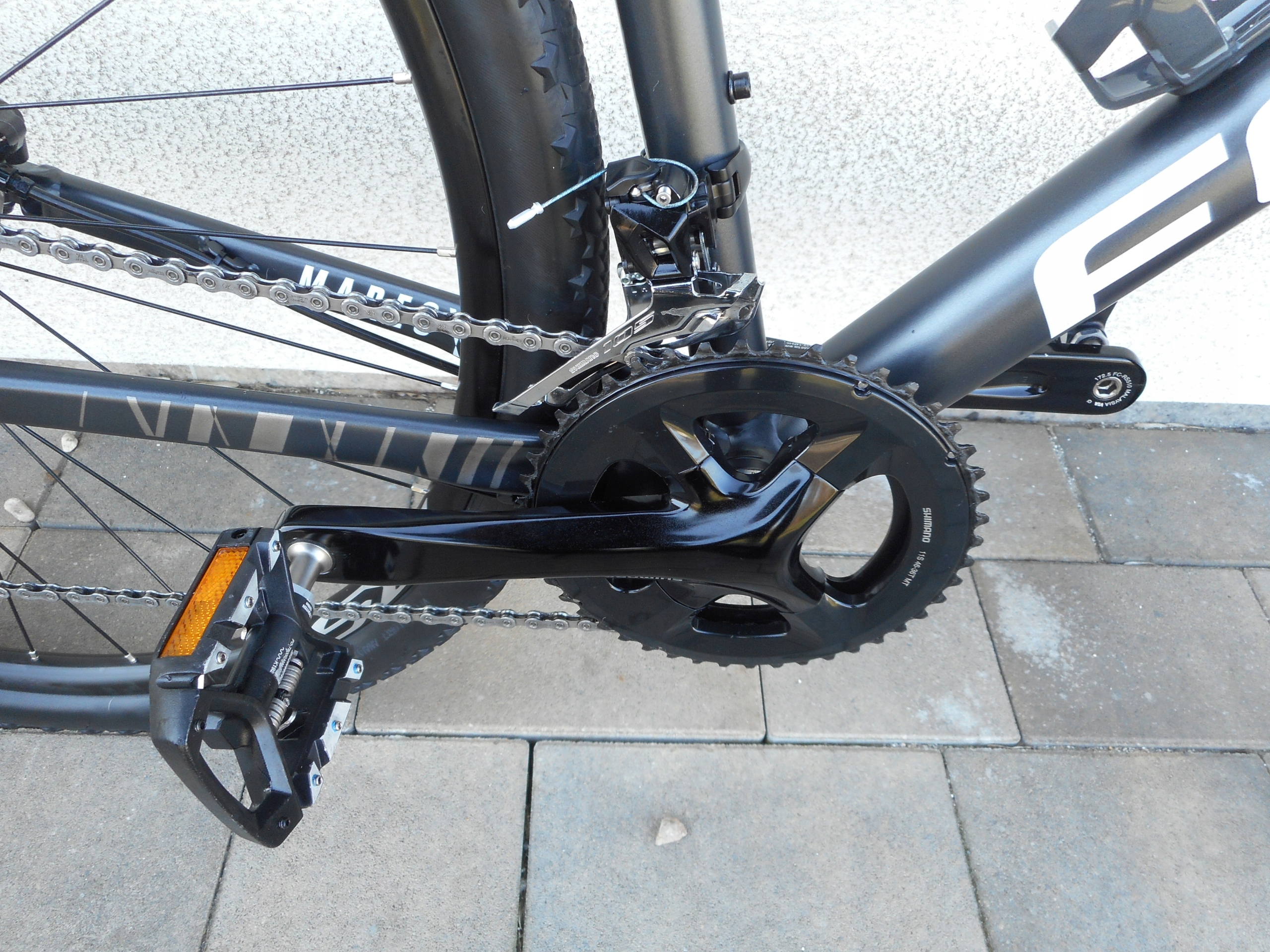 FOCUS MARES 22Mbiegi SHIMANO 105 koła 700 x 40 Waga 9 kg