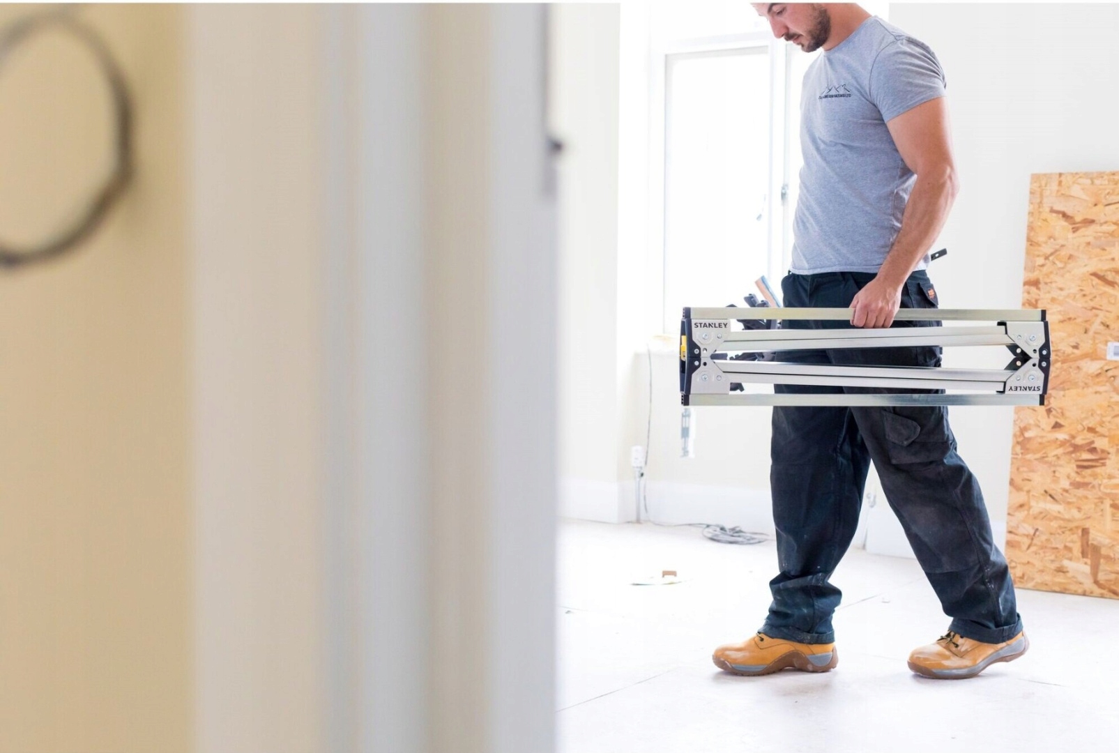 STST81337-1 Kobyłki metalowe zest. 2 szt. STANLEY Waga produktu z opakowaniem jednostkowym 5.5 kg