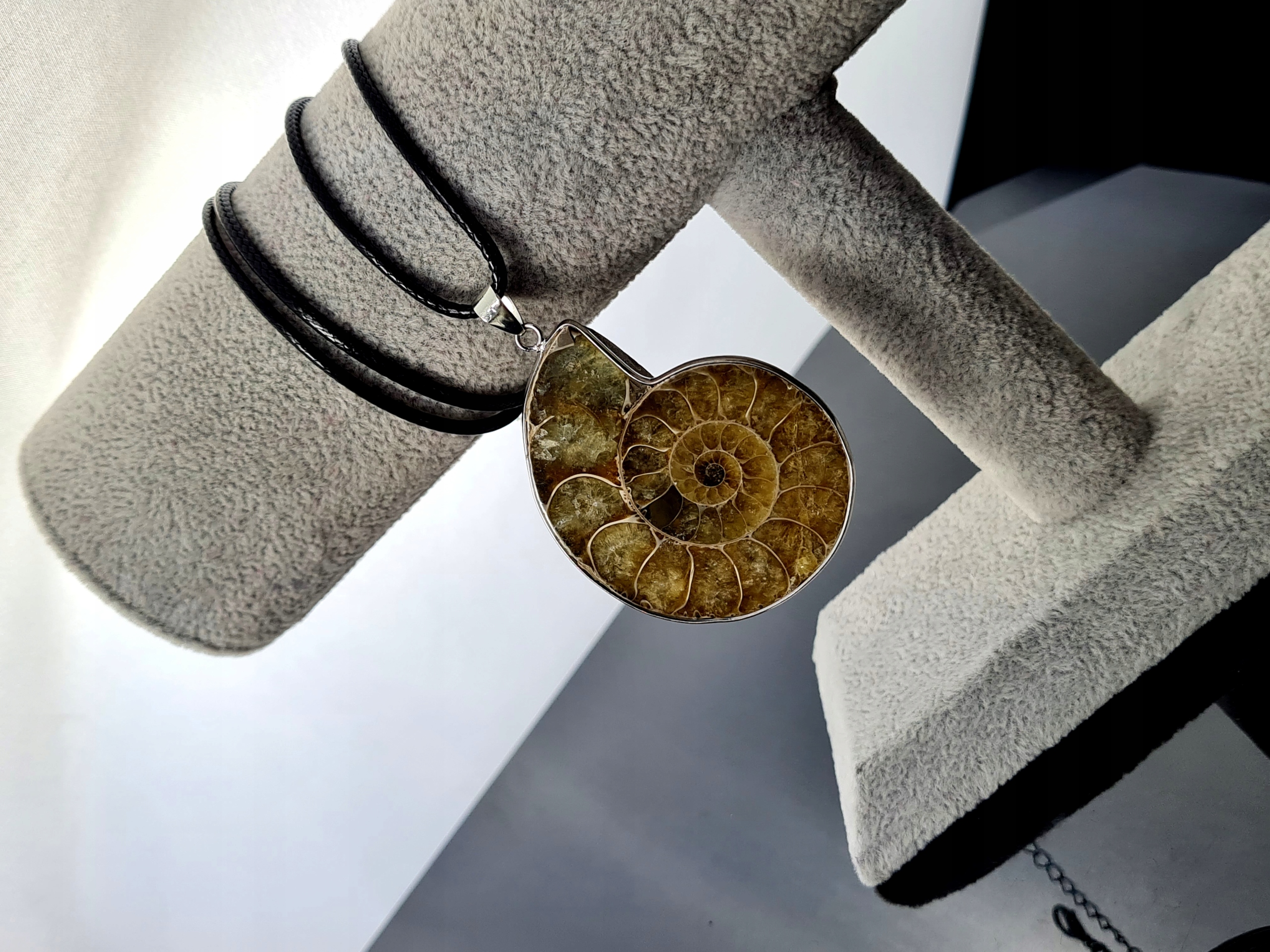Náhrdelník Amonit Přírodní fosilie Svítidlo