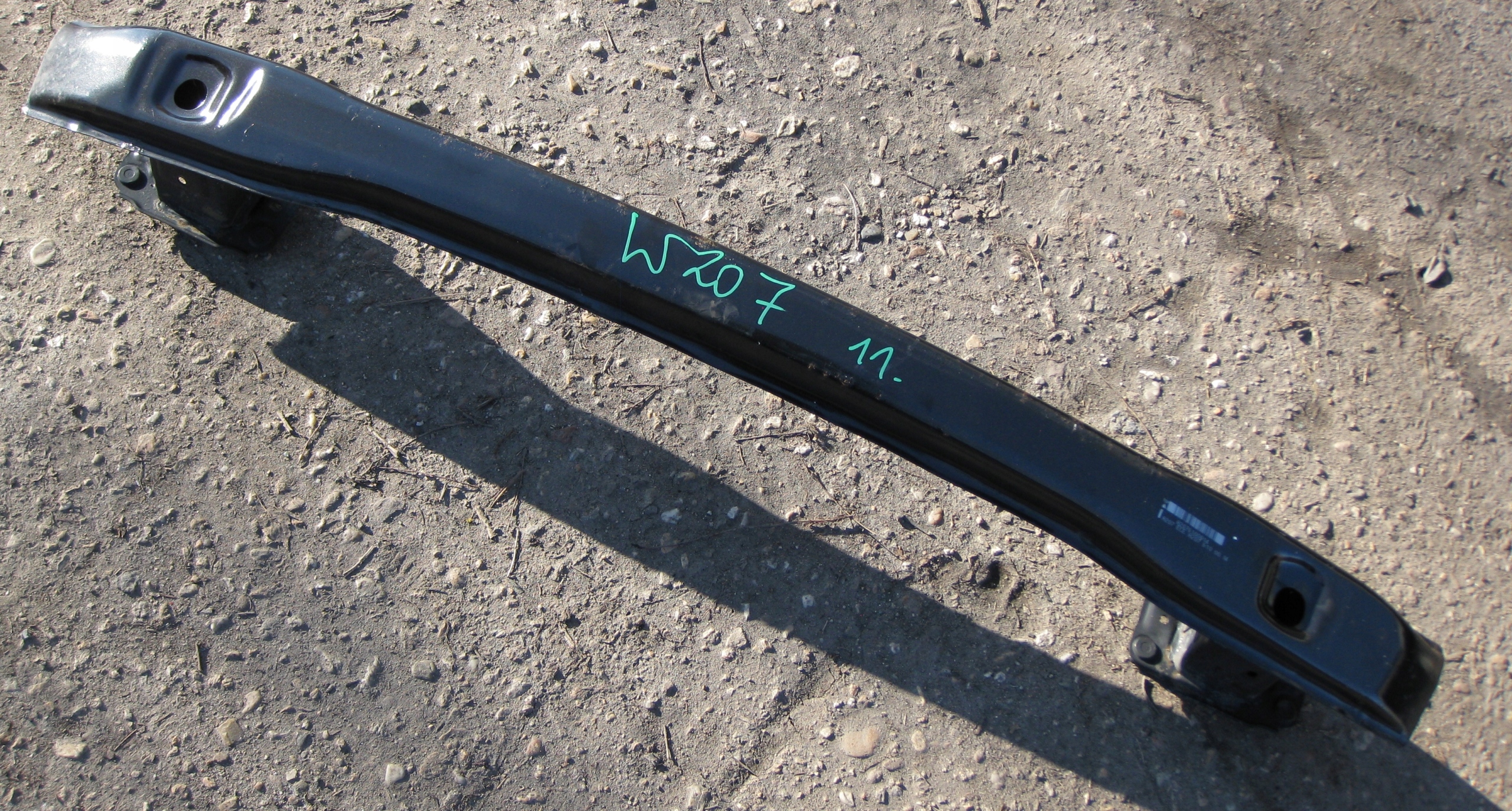 MERCEDES W207 3.0 CDI 11R pillar bumper support rear part A2076100014