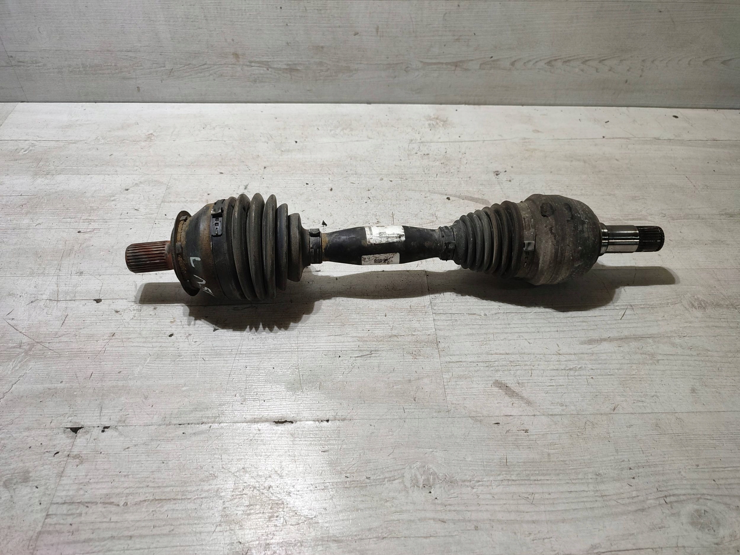 Mercedes-Benz GLA W156 2015 left side semi-axis front