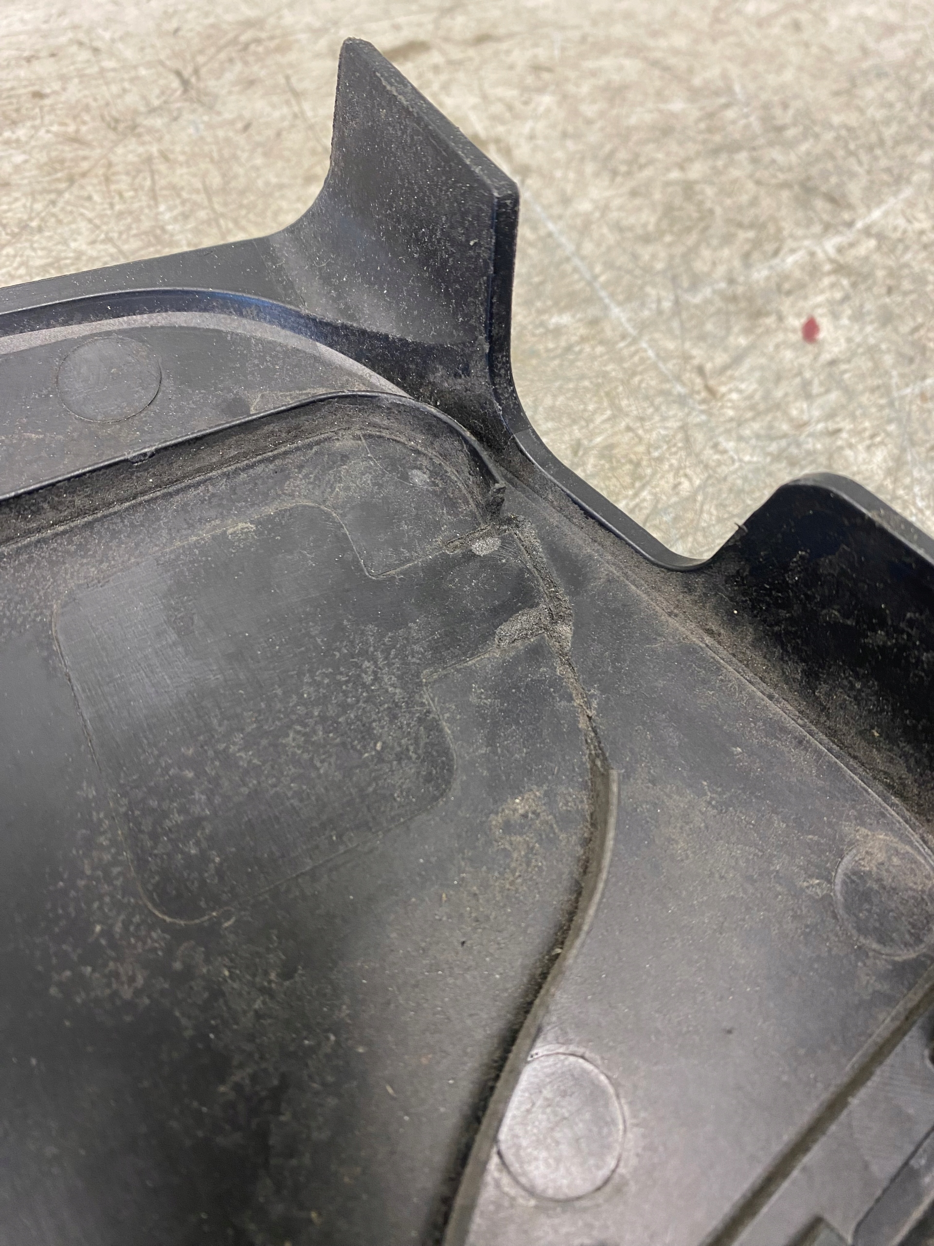 AUDI Q7 3.0 TDI 4M cover motor cover upper 4M0133849AA