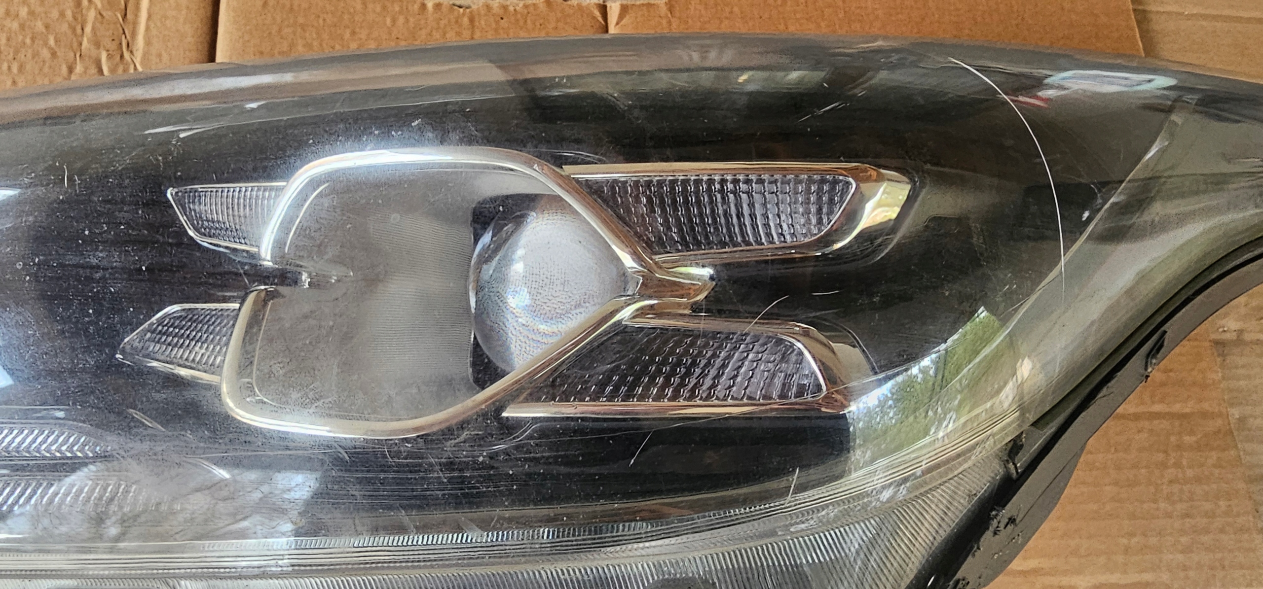 KIA CEED III light left front 92101J7100
