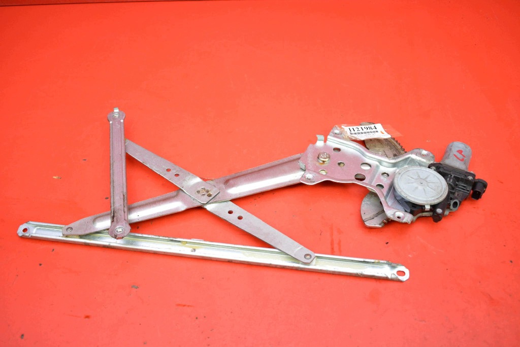 window regulator left front EU 83530-63J00 SUZUKI SX4 1 and 06-14