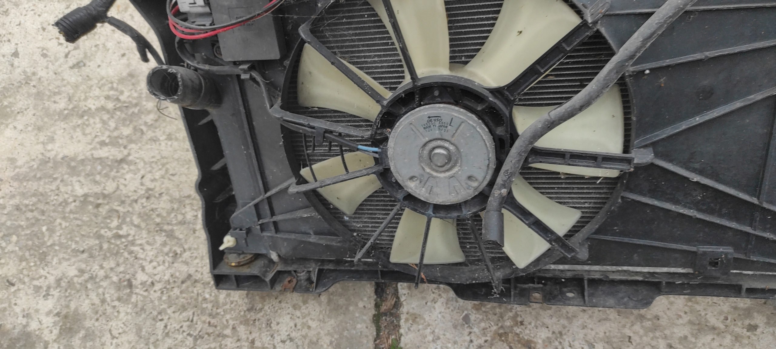příčka, stěna přední chladič ventilátor MAZDA 5 V a CR 05- Benzín