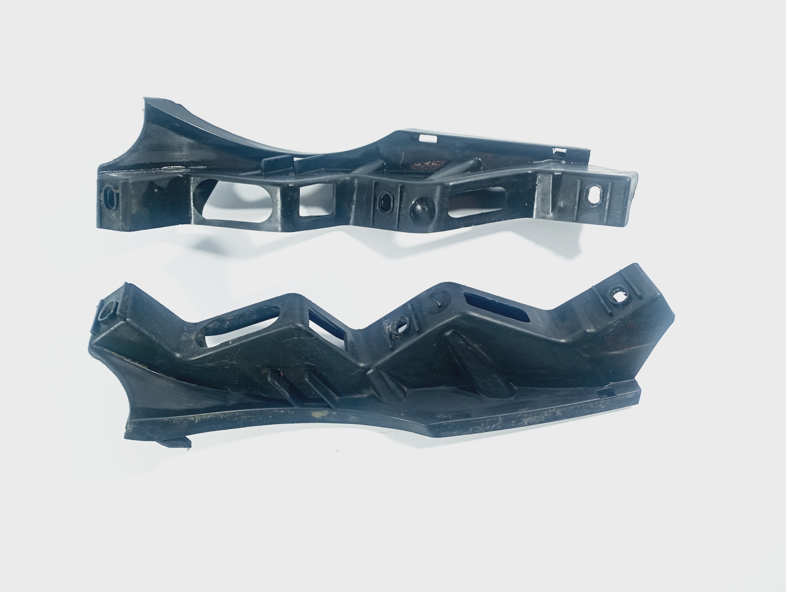 supporti Destra sinistra Paraurti Anteriore VW Passat B6 05-10