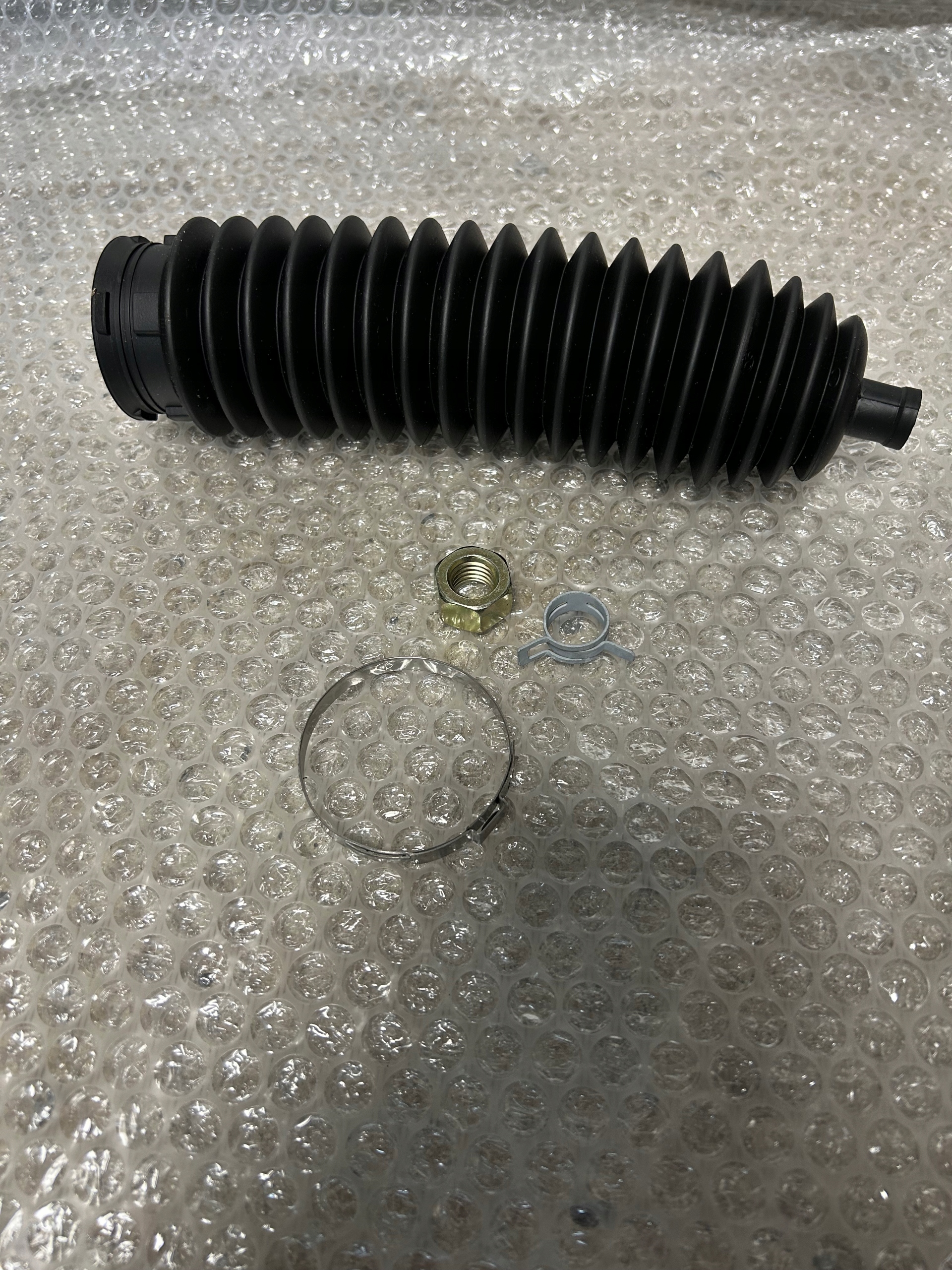 OSŁONA PRZEKŁADNI KIEROWNICZEJ VOLVO C70 I S70 V70 9191409