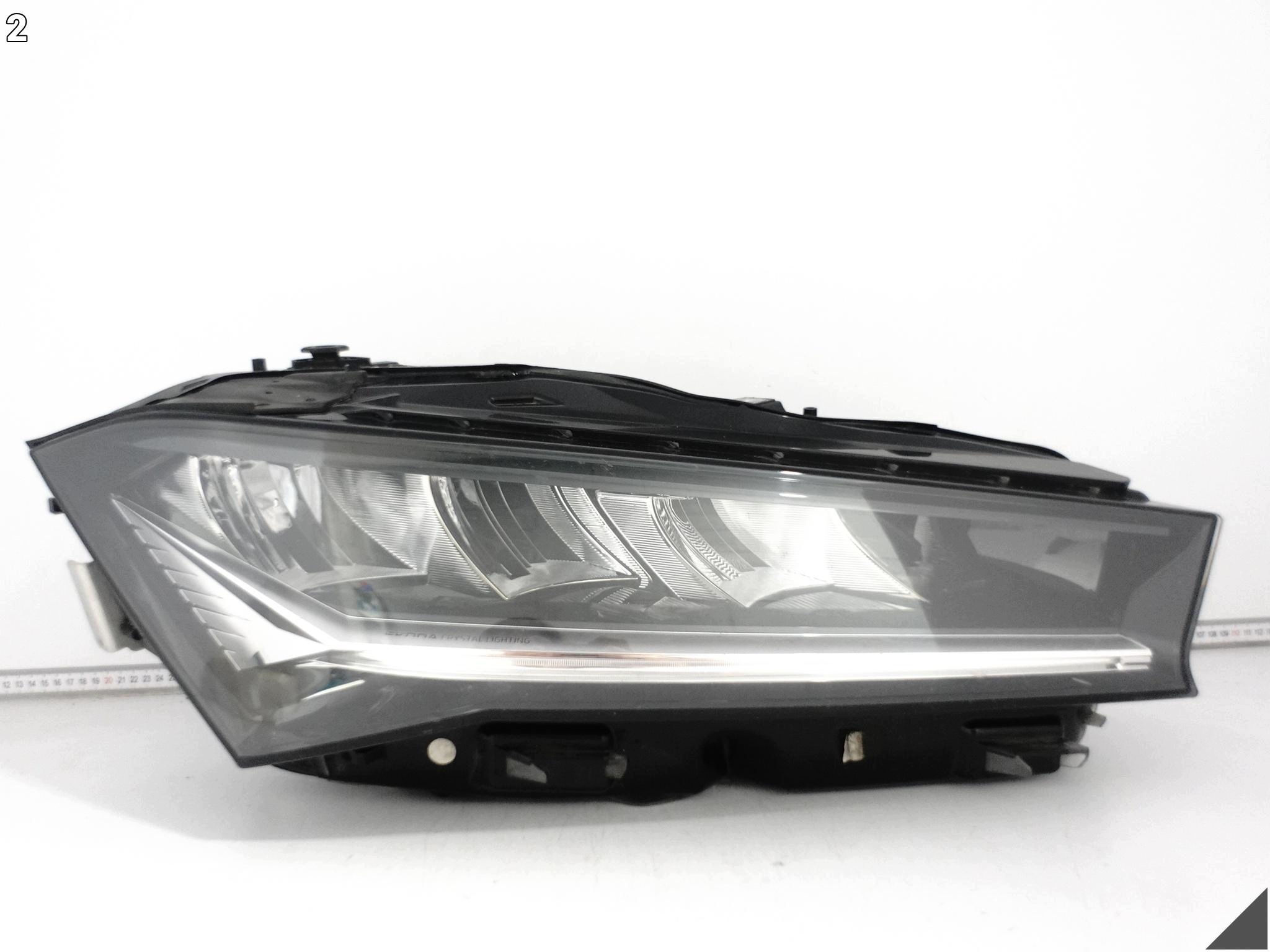 SKODA SUPERB IV 3P0 3P1 23- light HEADLIGHT FULL LED CRYSTAL right front