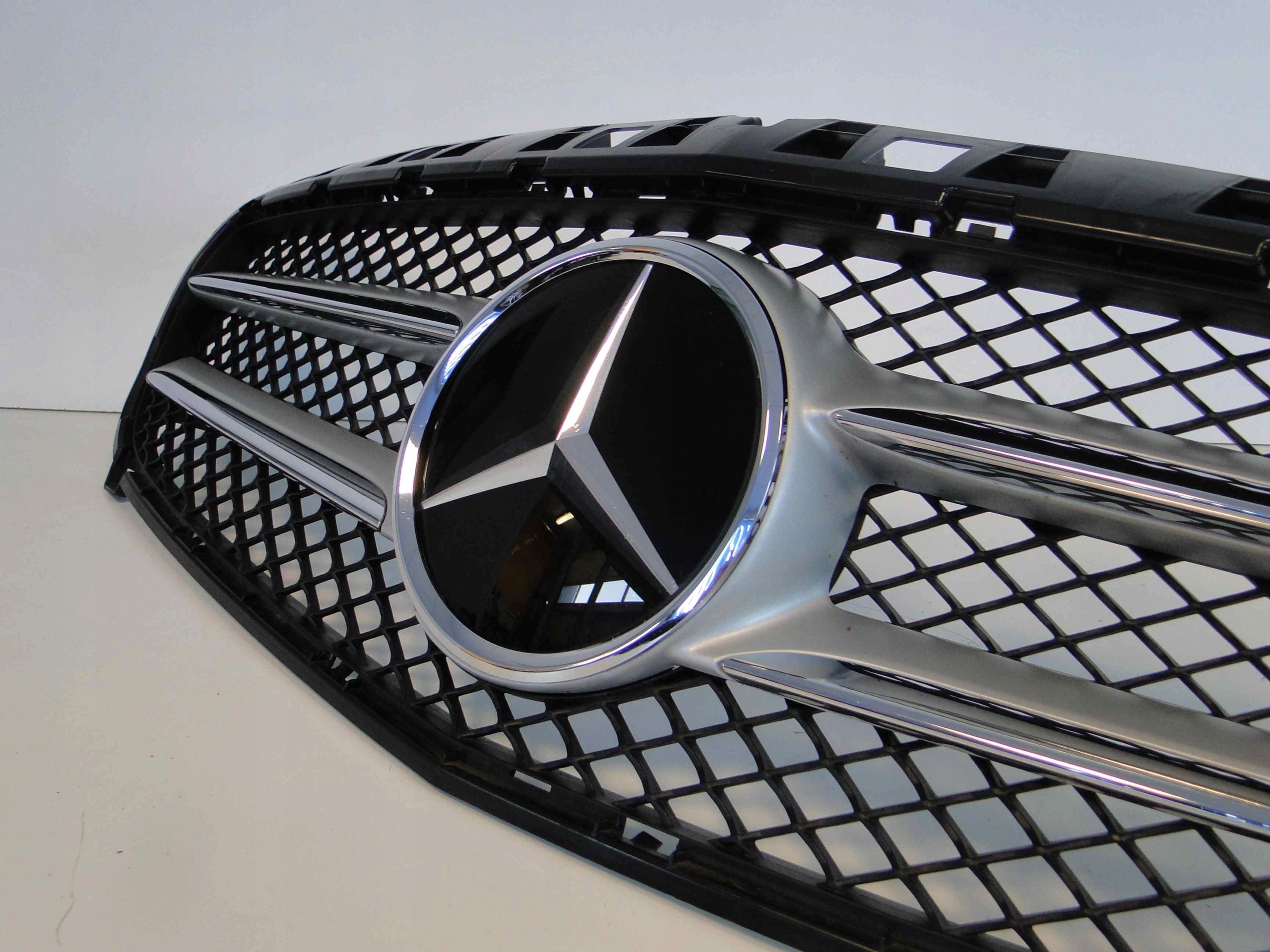 MERCEDES A KLASA W176 176 GRILL ATRAPA AMG RADAR Producent części Mercedes-Benz OE