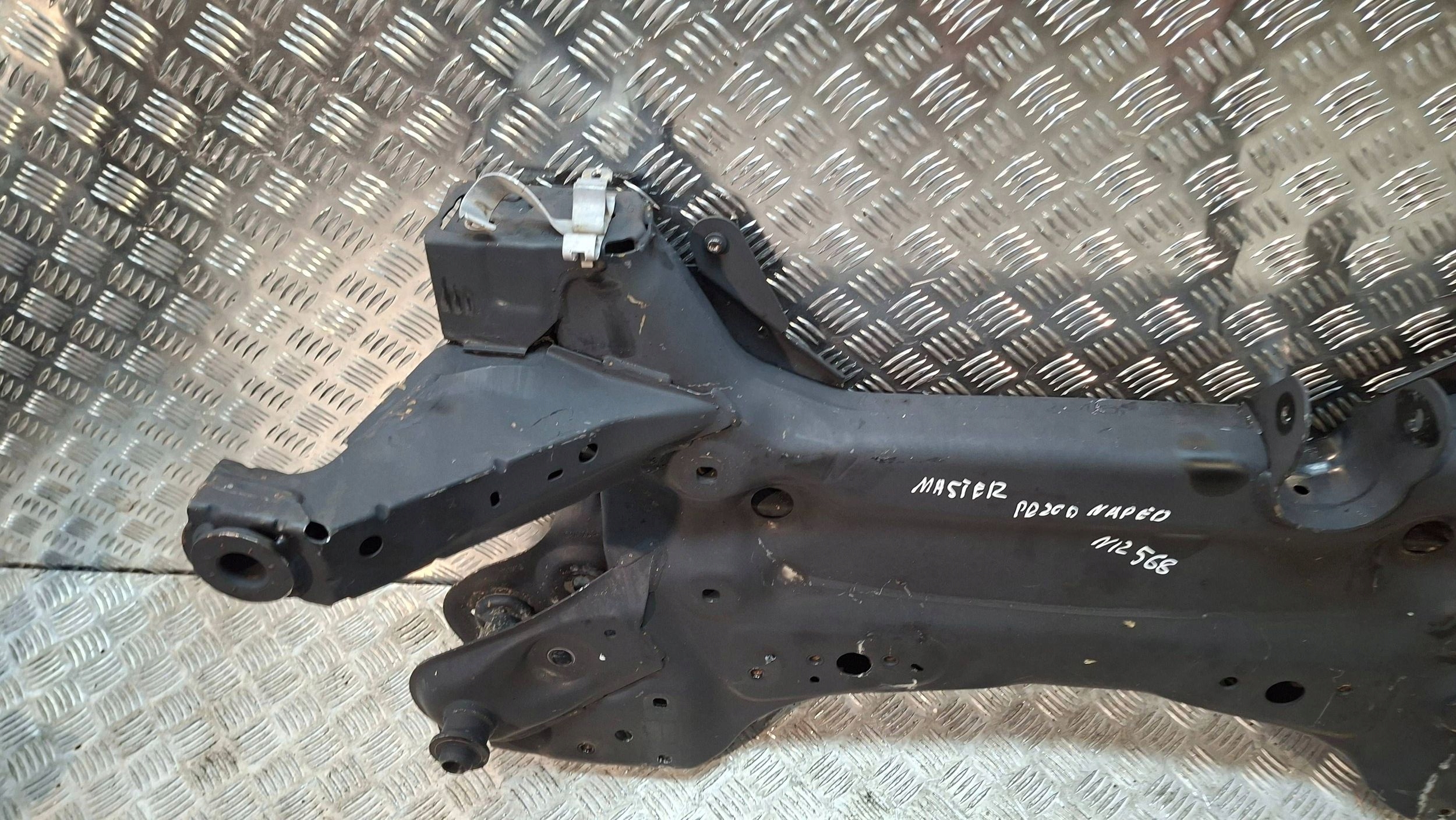 axle beam front RENAULT MASTER III MOVANO B 2010