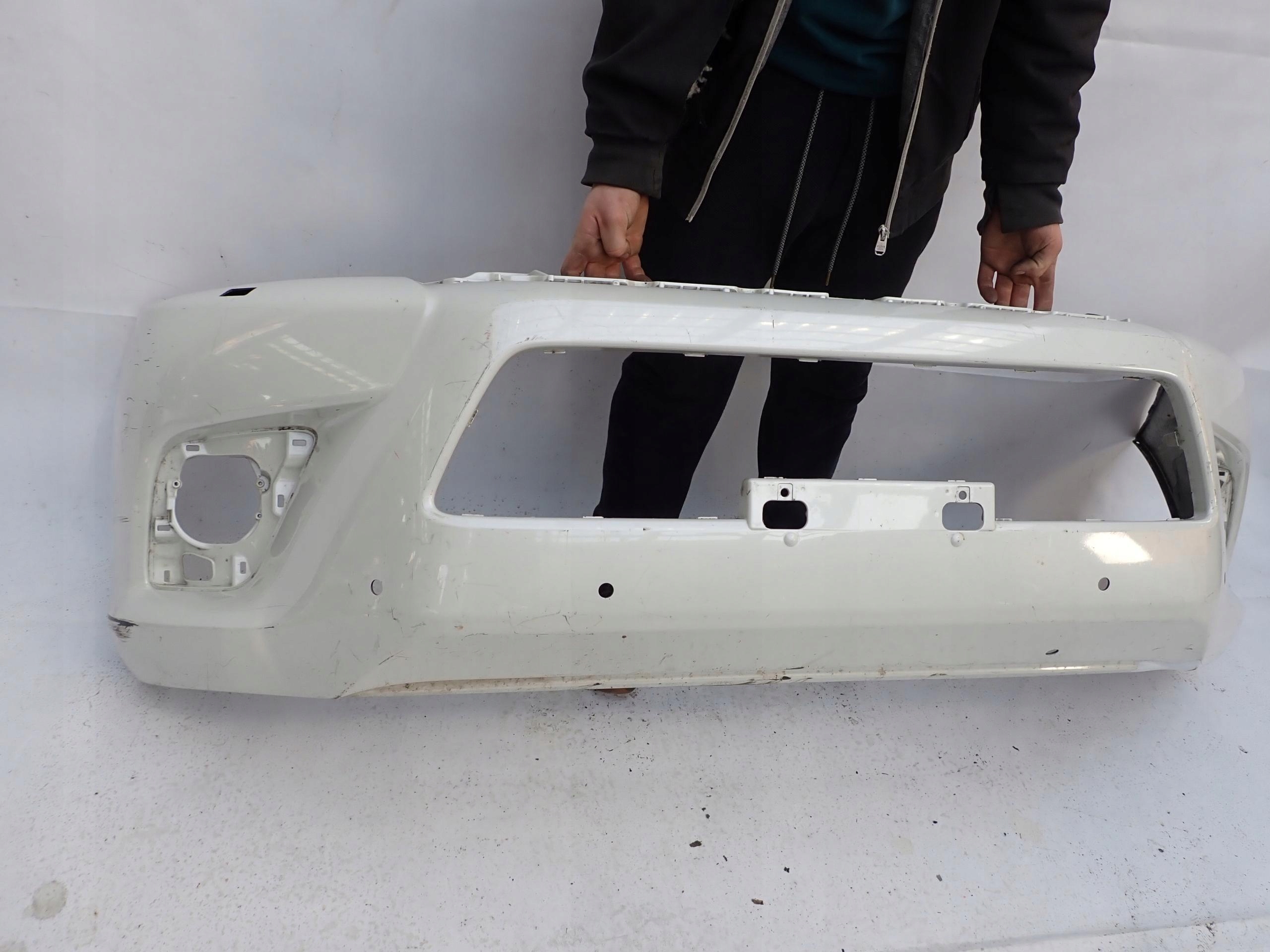 TOYOTA HILUX VIII 8 15-20 bumper front front washer