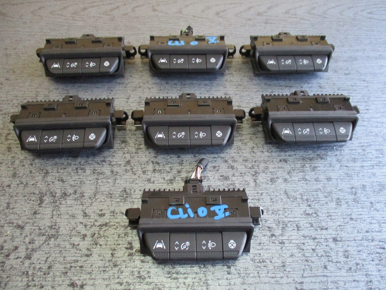 Панель переключателя Renault Clio Captur 259808321r