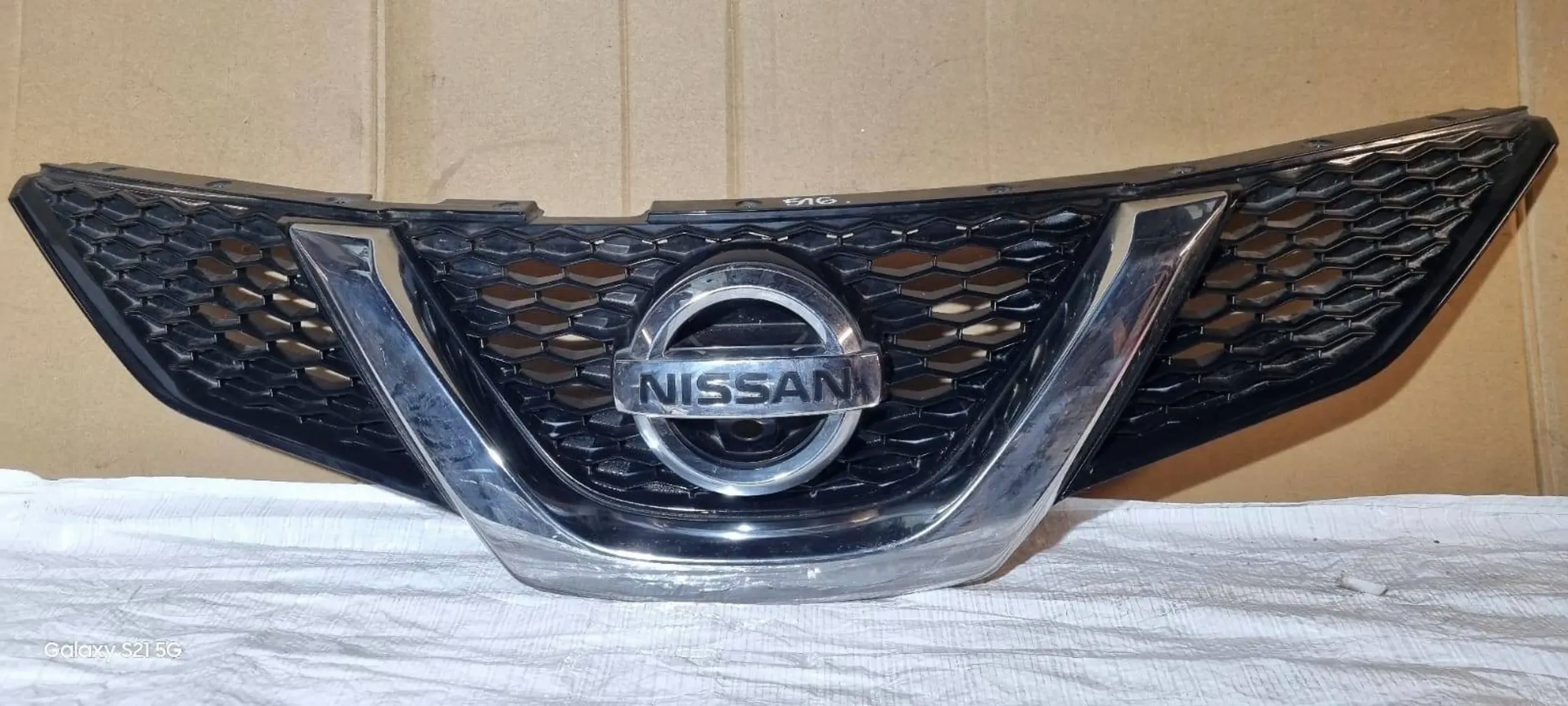 Nissan Qashqai J11 Kühlergrill FRONTGRILL Kühlergitter - Thumbnail 1