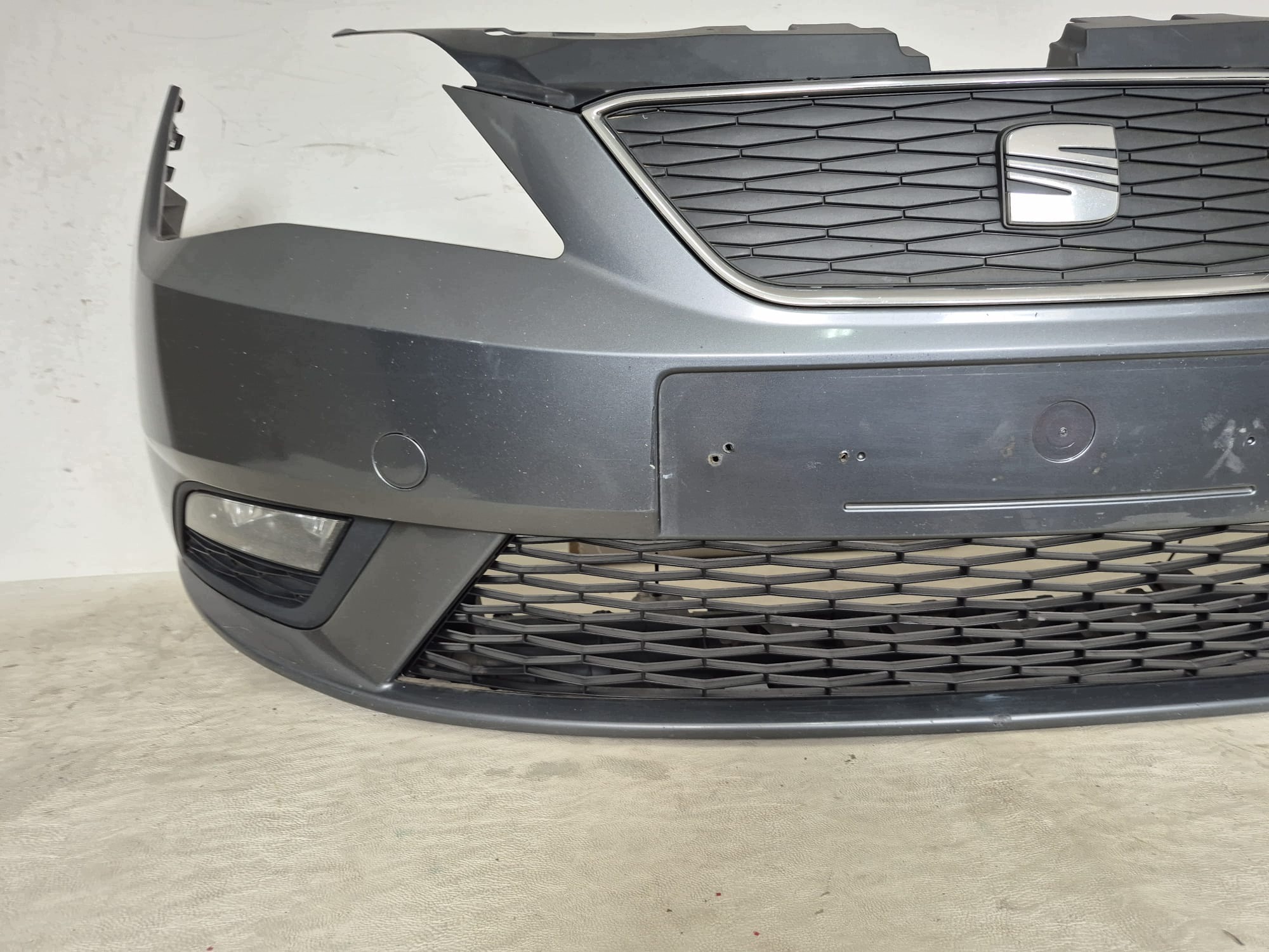 SEAT IBIZA IV 6J LIFT 12- bumper front front without DZIUR LAK.LX7R