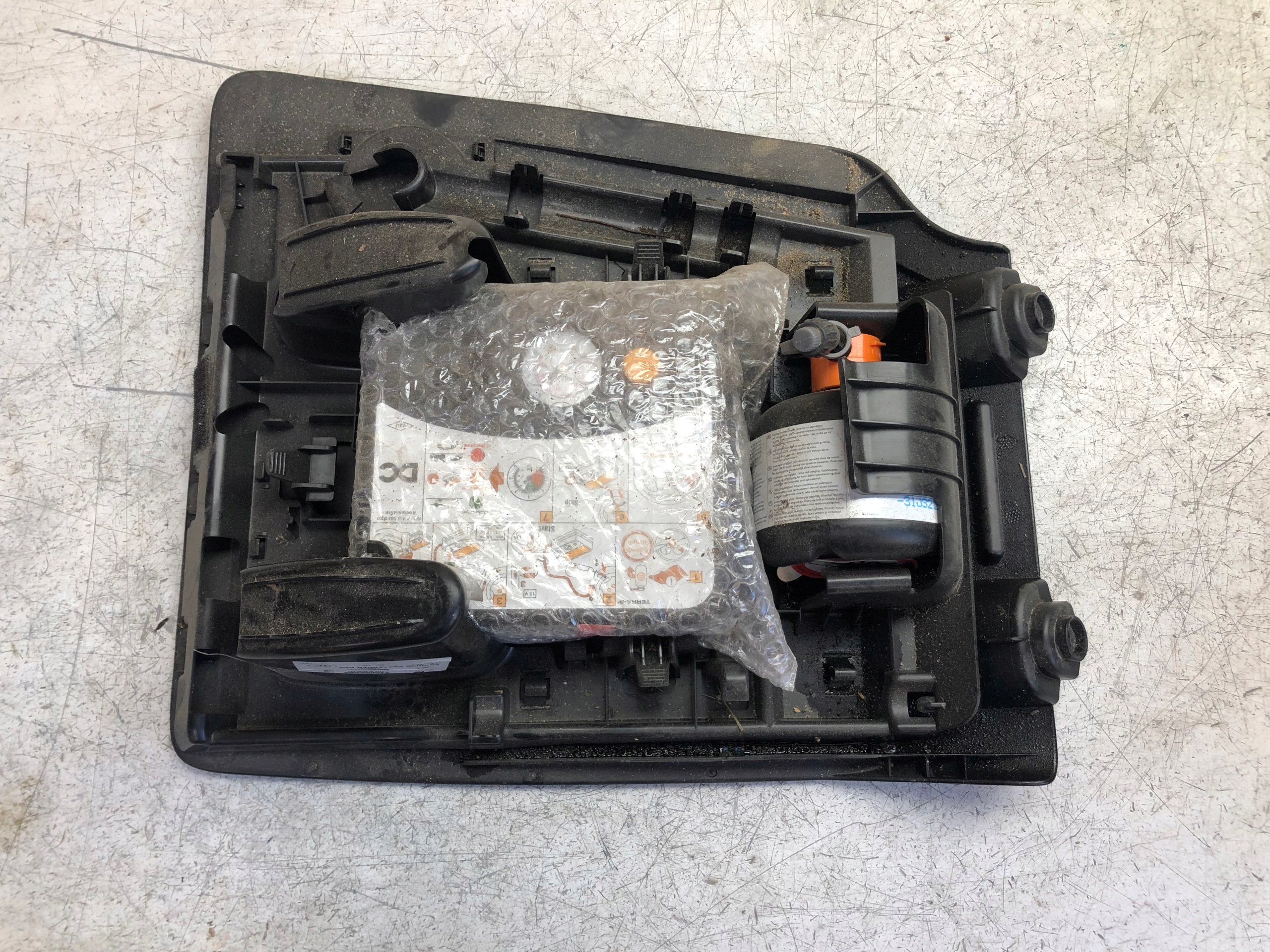 НАСОС КОМПРЕССОР КЛЕЙ SMART FORFOUR 453