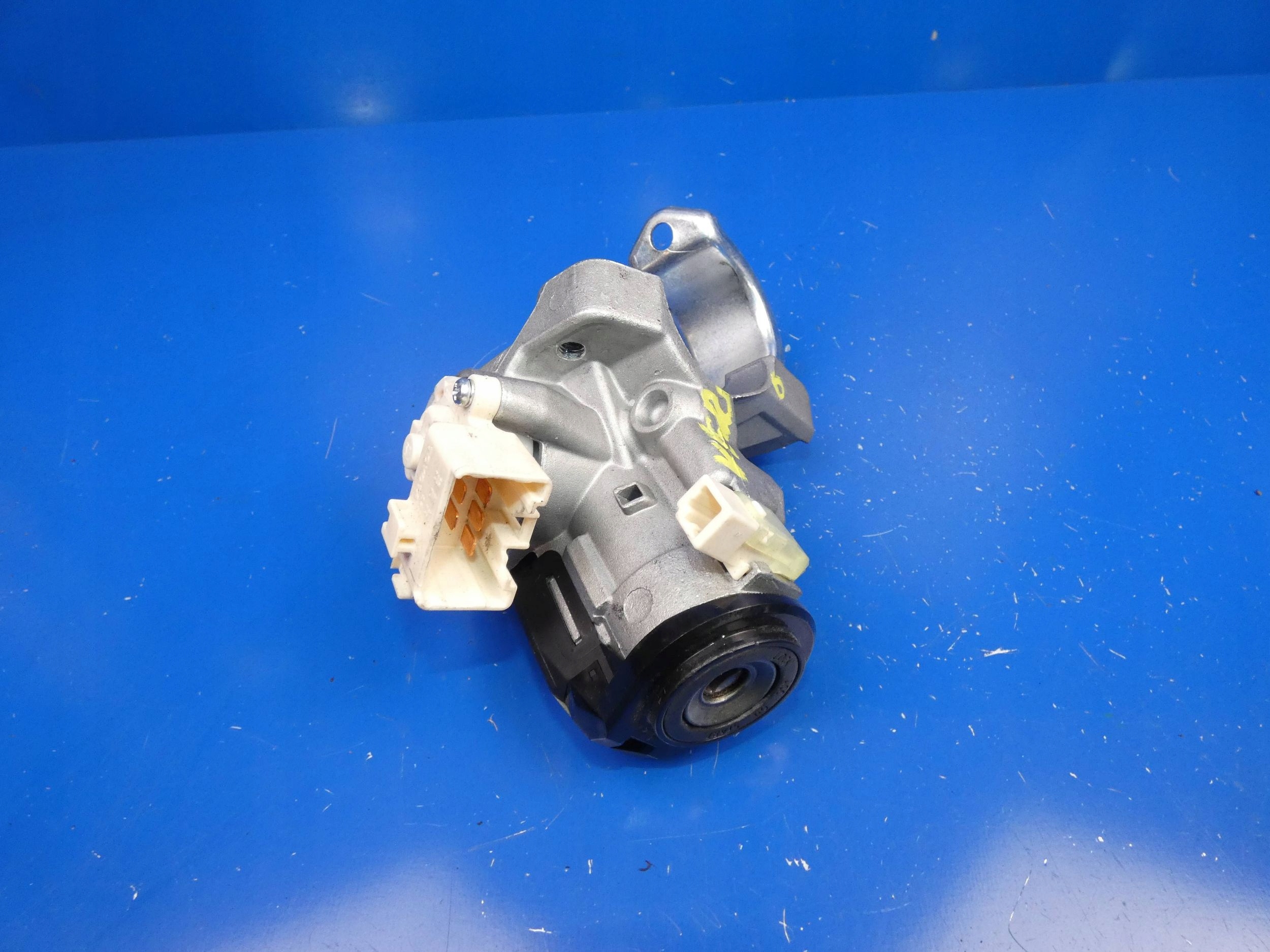 TOYOTA VERSO II ignition KLUCZYKA