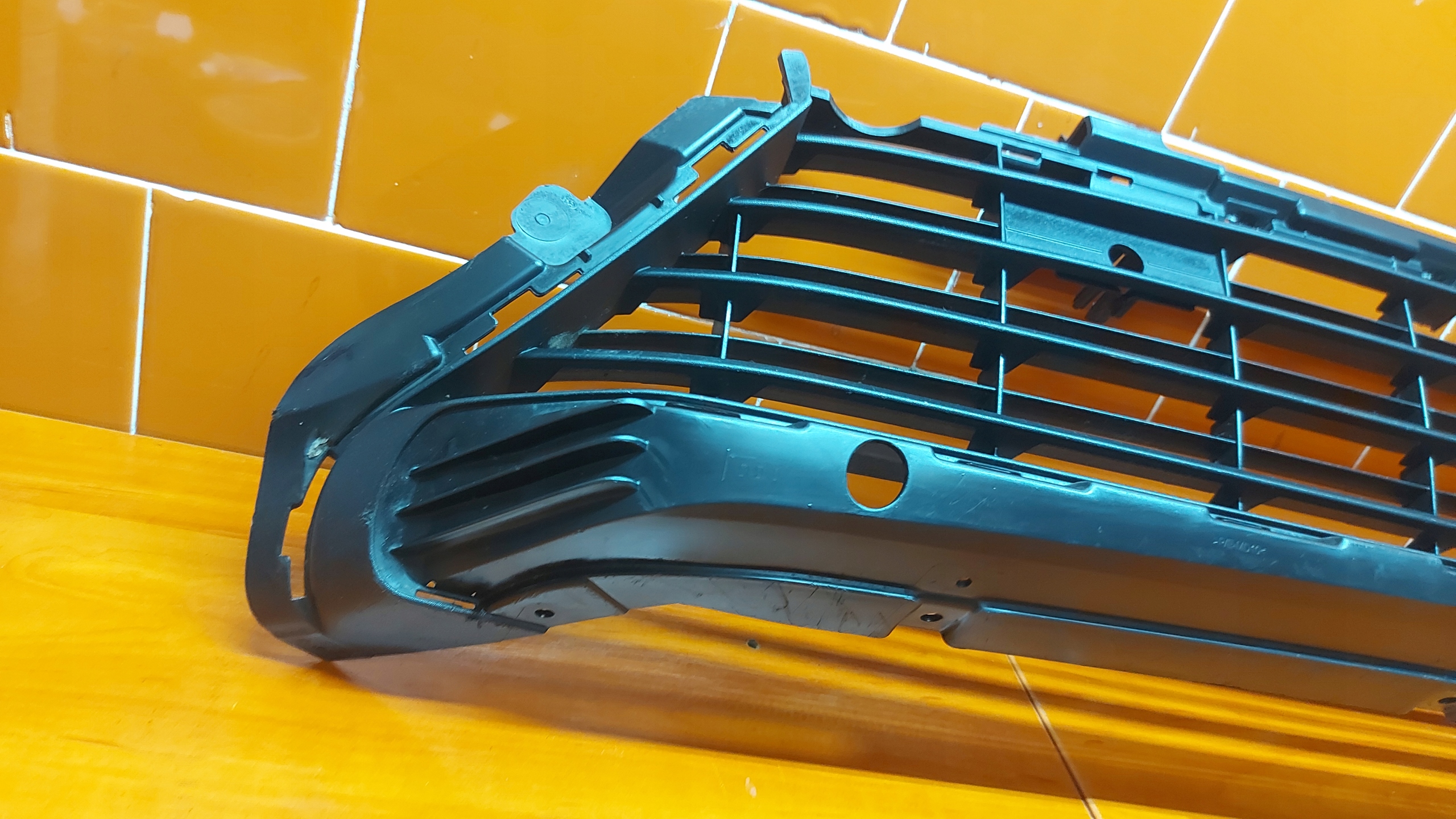 grid of a bumper central front front TOYOTA PROACE CITY OPEL COMBO E 18