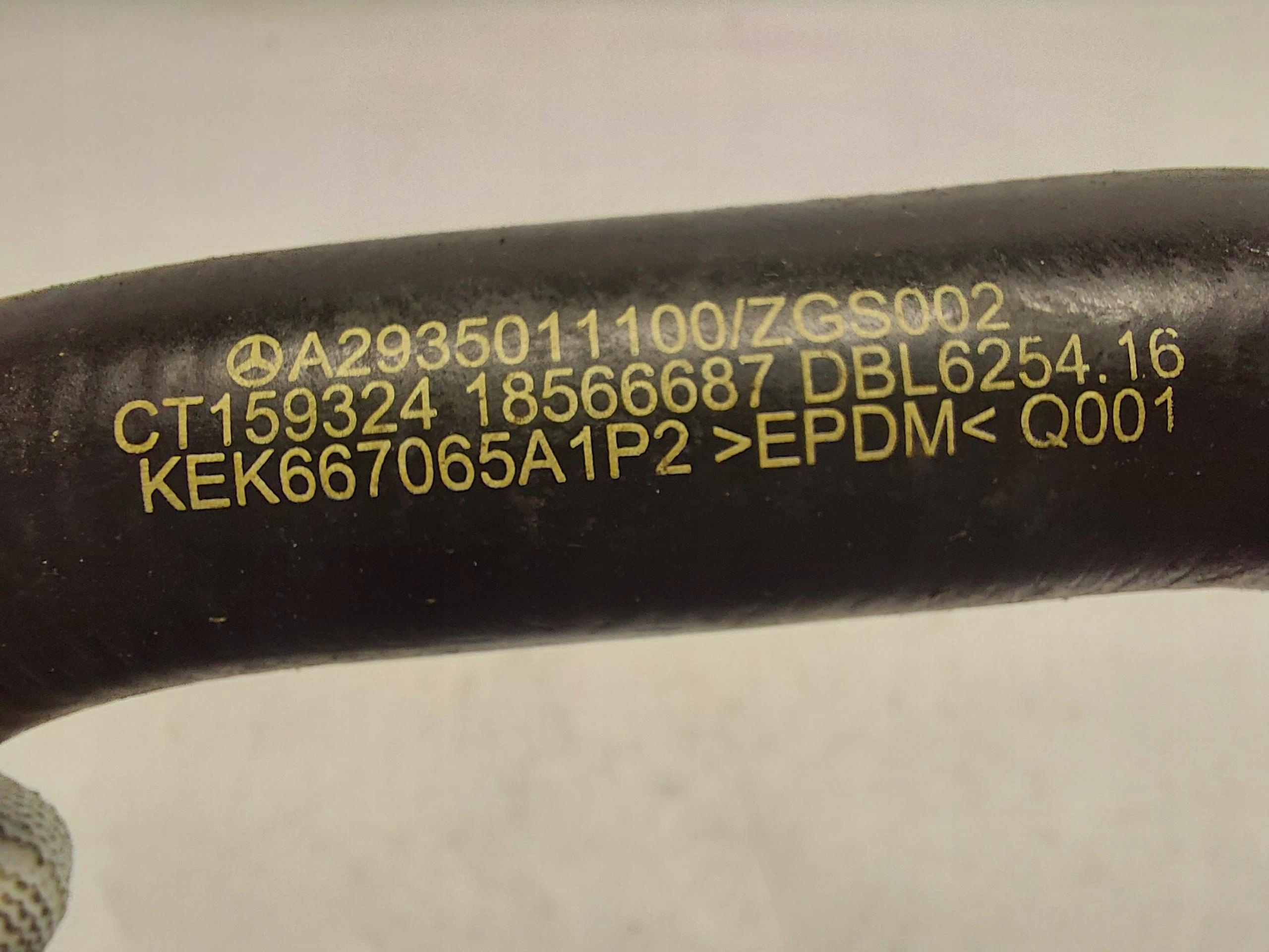 Mercedes EQC 400 W293 cijev prijenos vode A2935011100