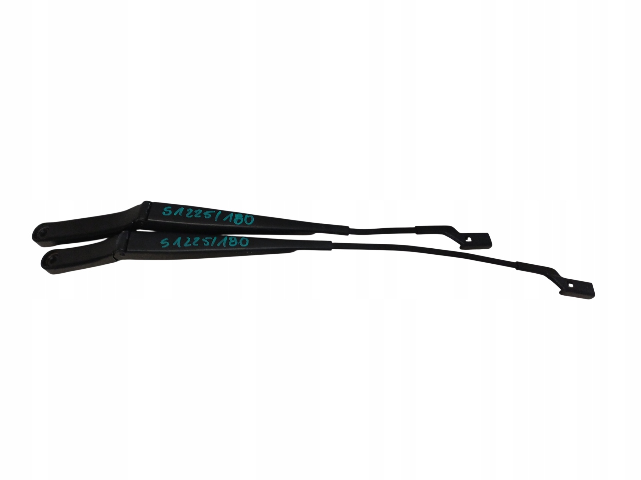 SKODA KODIAQ 17- RAMIONA WYCIERACZEK KOMPLET PRZÓD 566955410 566955409