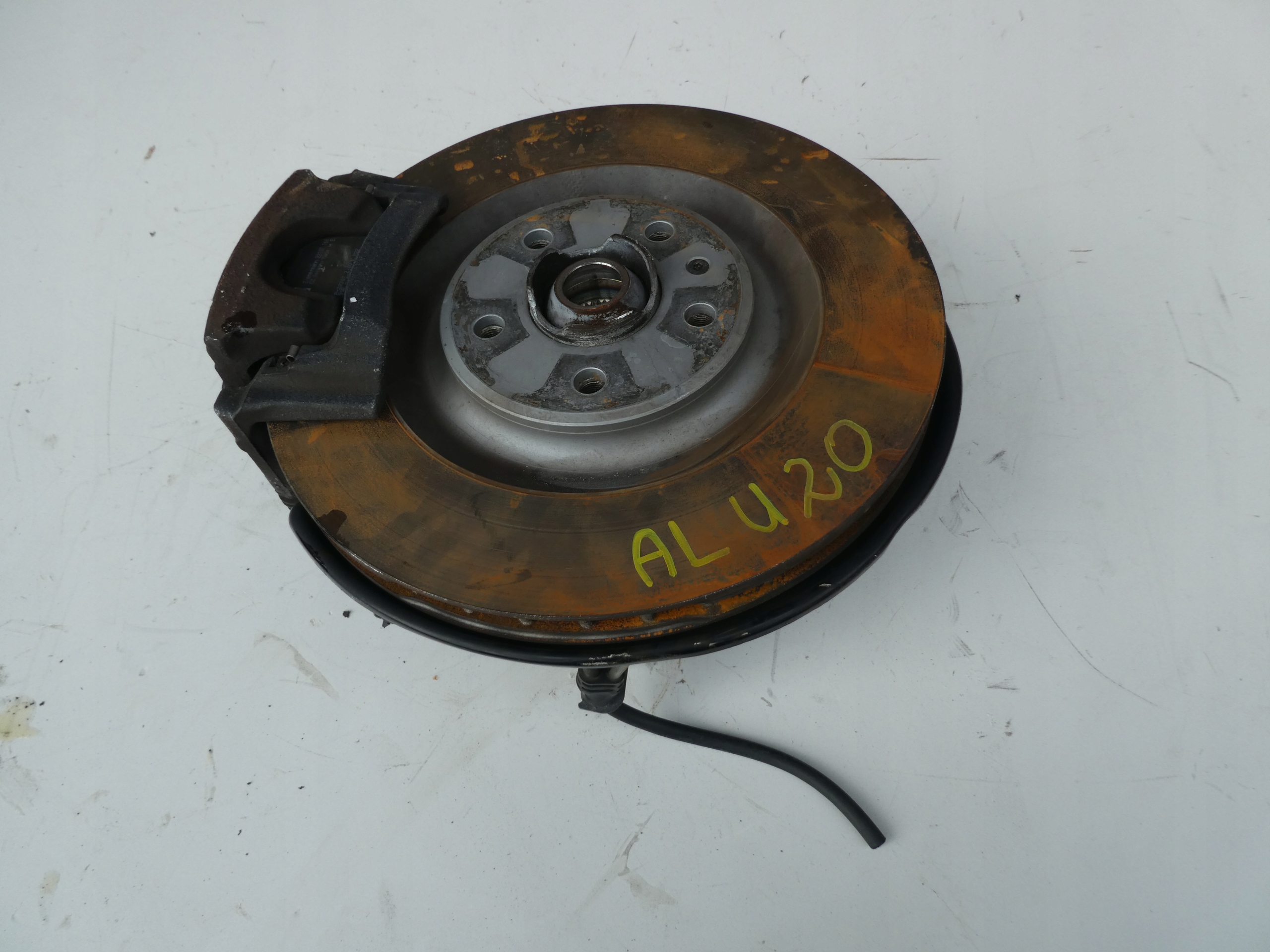 MOZZO FUSELLO DESTRA POSTERIORE PERNO MOZZO AUDI Q7 4M0505432AF