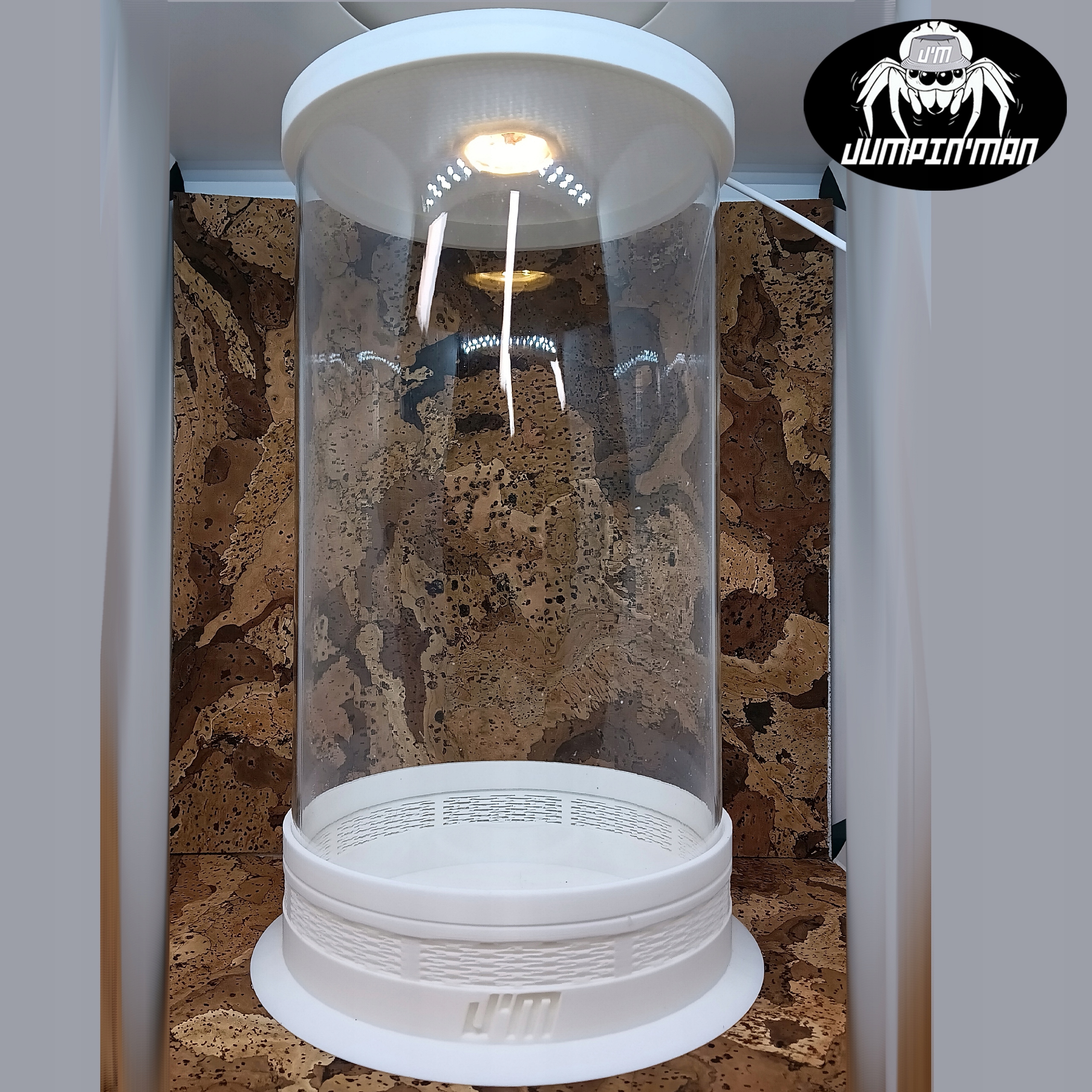 Levně Terárium Tuba+ Led osvětlení 30x18x18x pro pavouky, kudlanky