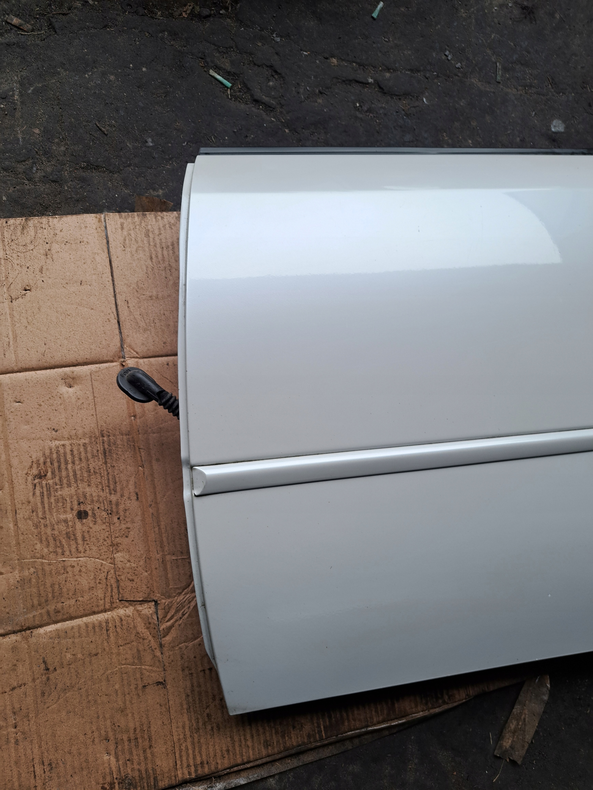Tür links heck SUBARU LEGACY IV 37J