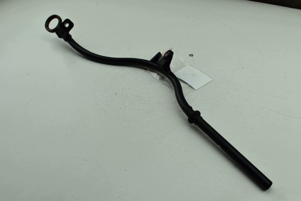 Bagnet Ölpeilstab VW PASSAT B6 B7 AUDI A4 B8 SEAT EXEO 2.0 TDI 03L103634A