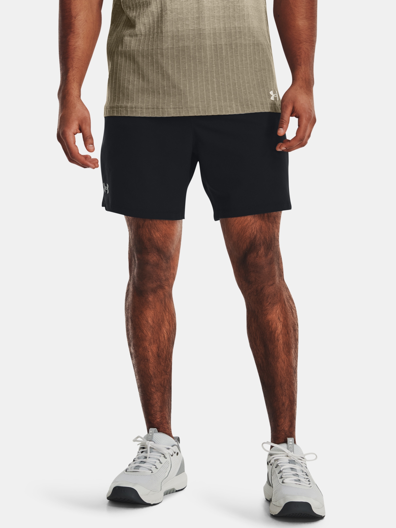 Kraťasy Ua Vanish Woven 6in Shorts-BLK vel. S
