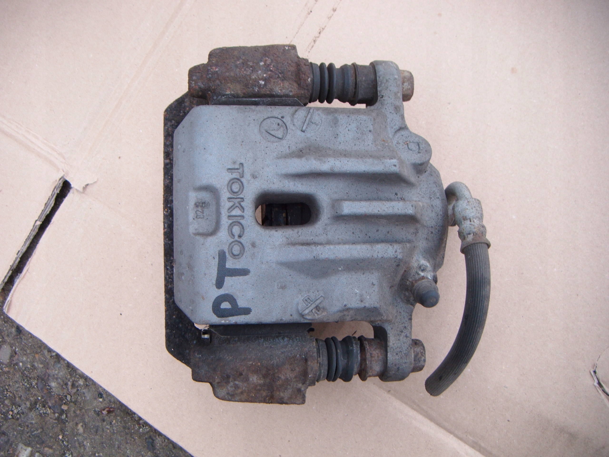 SUBARU OUTBACK III 3 03-09 2.0 D ZACISK HAMULCOWY