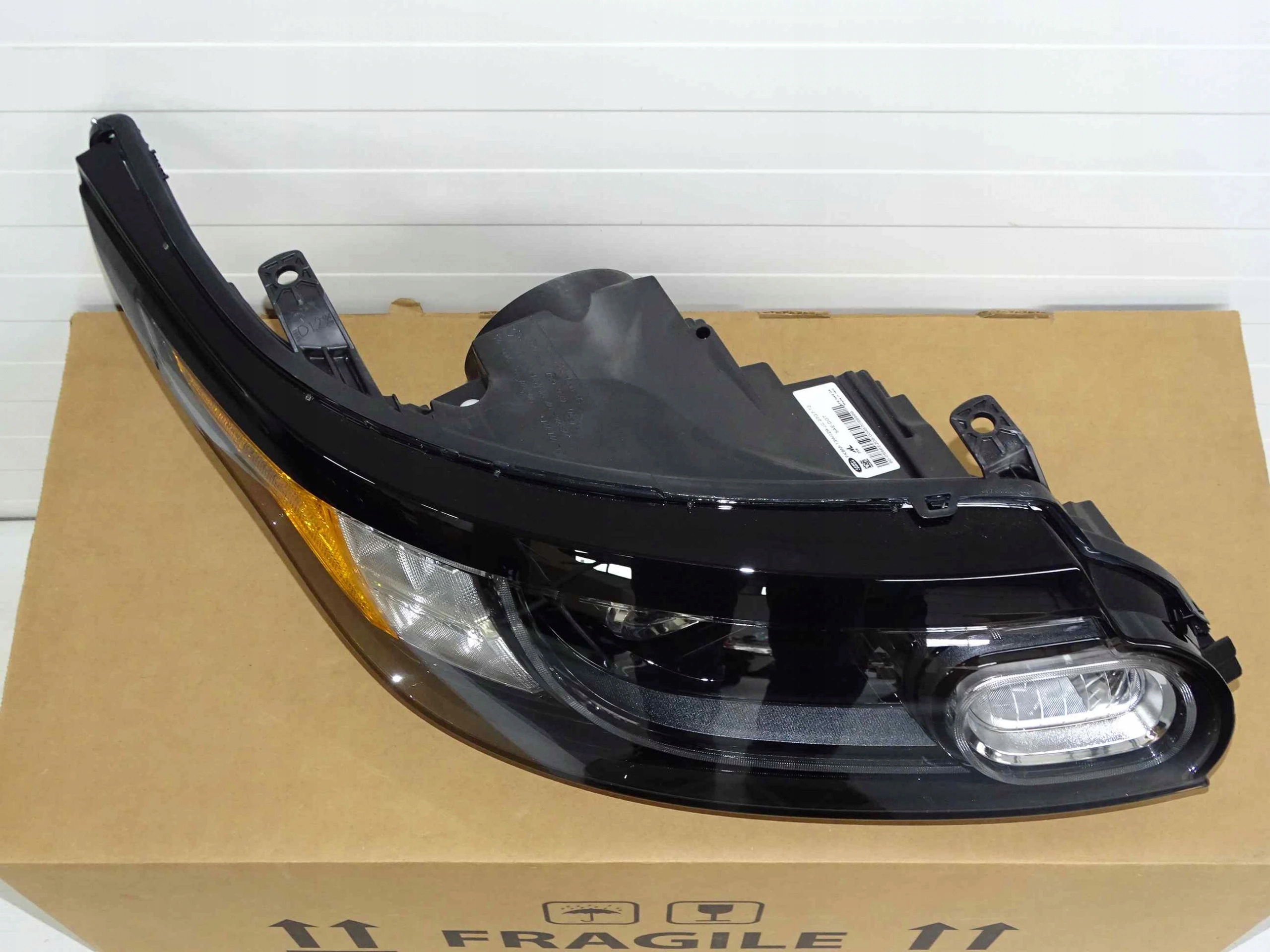 Reflektor USA XENON 11 PIN RANGE ROVER SPORT 13- Producent części Land Rover OE