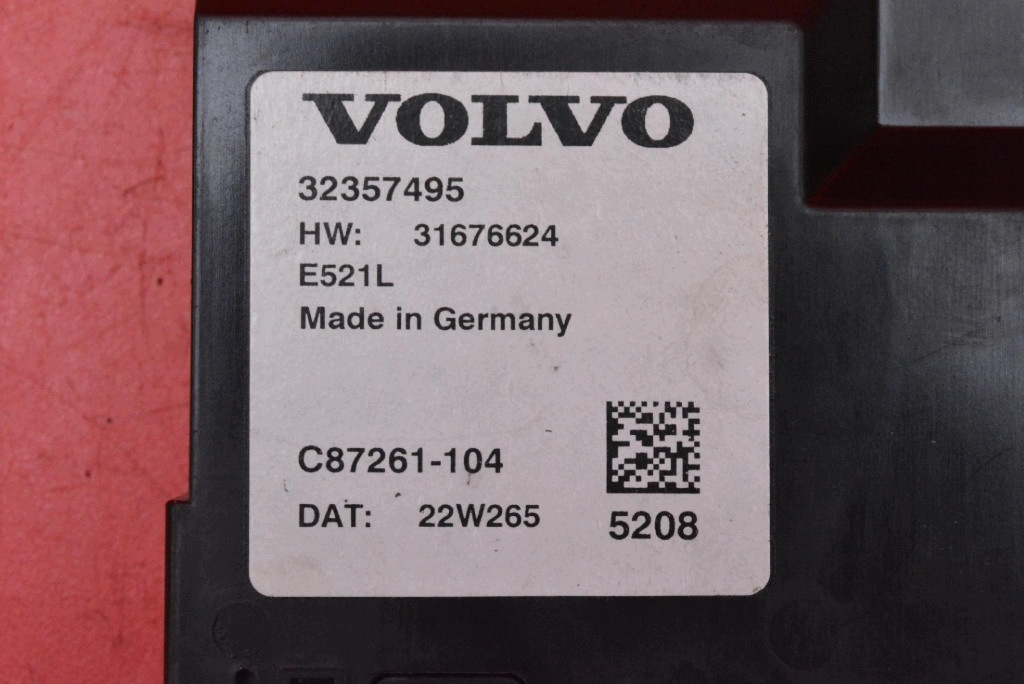 control unit module bonnet boot rear part 32357495 VOLVO V60 2 II LIFT 23