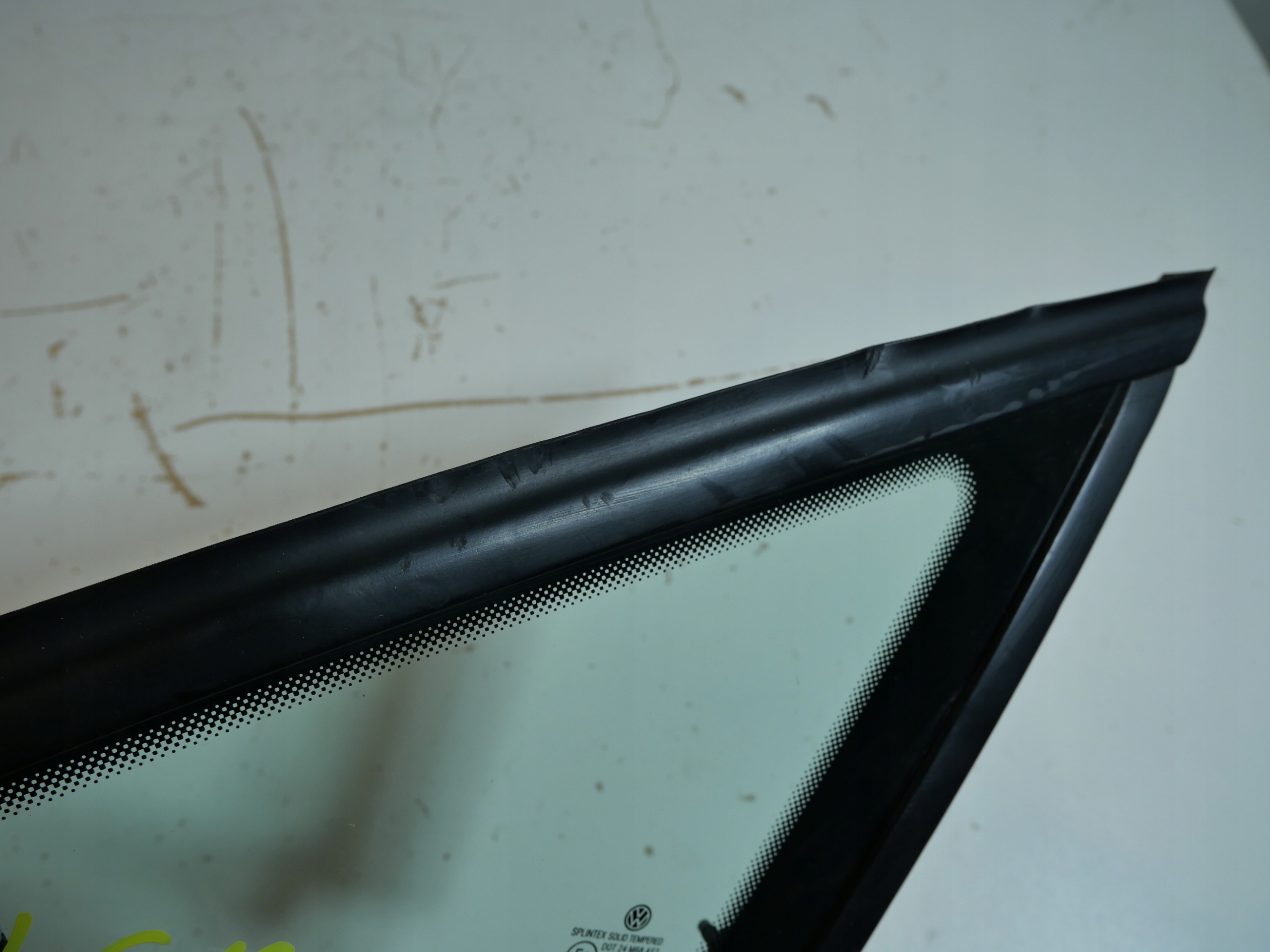 VW TOURAN 1T window bodywork left 1T0845411