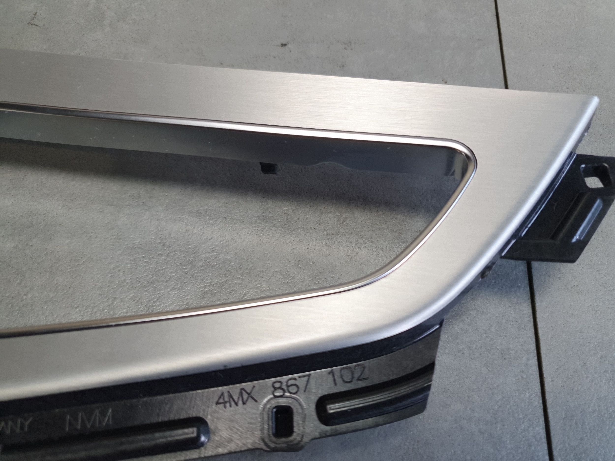 Audi Q7 4M dekor moulding door right front 4M0867102K