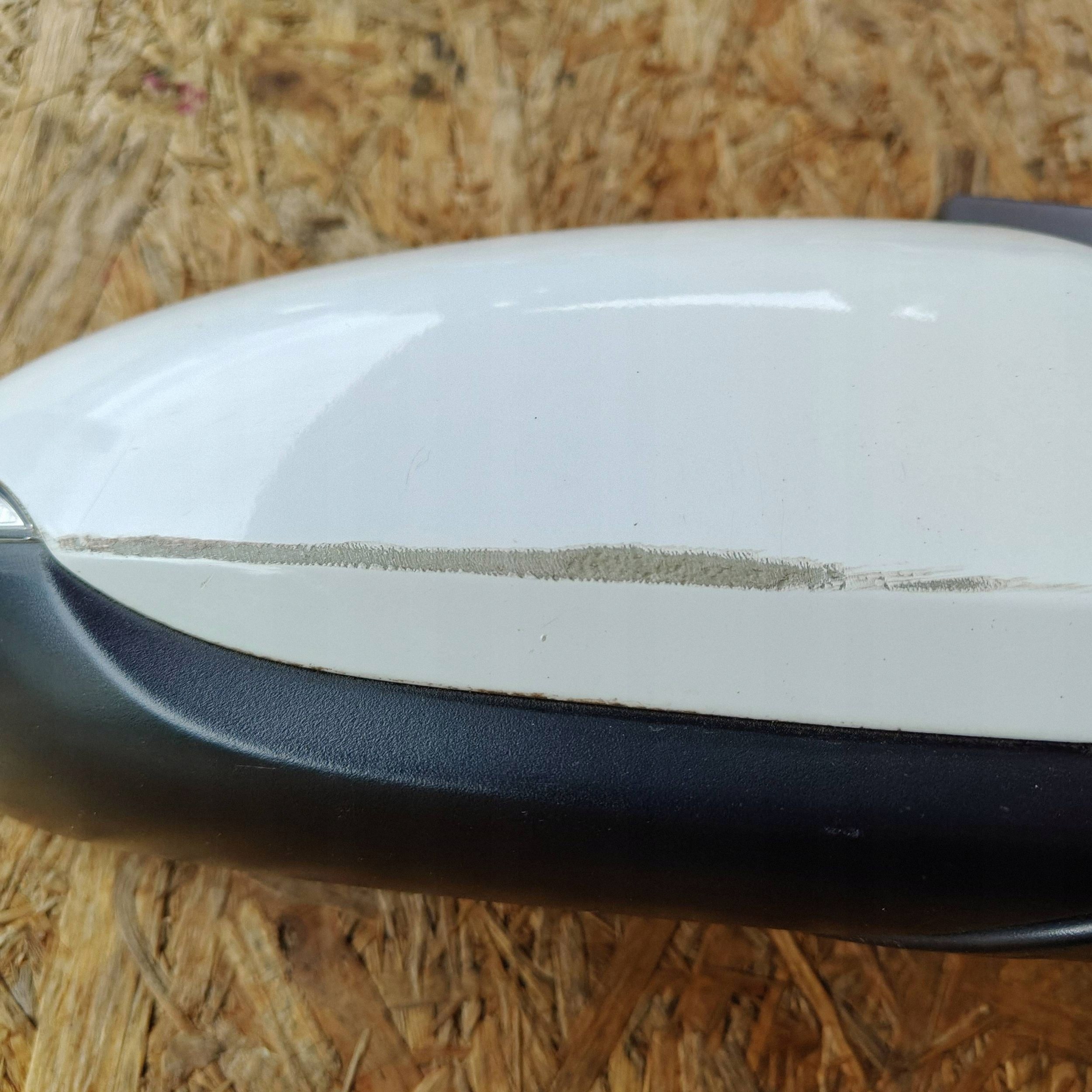 Hyundai Ioniq 4 mirror right side