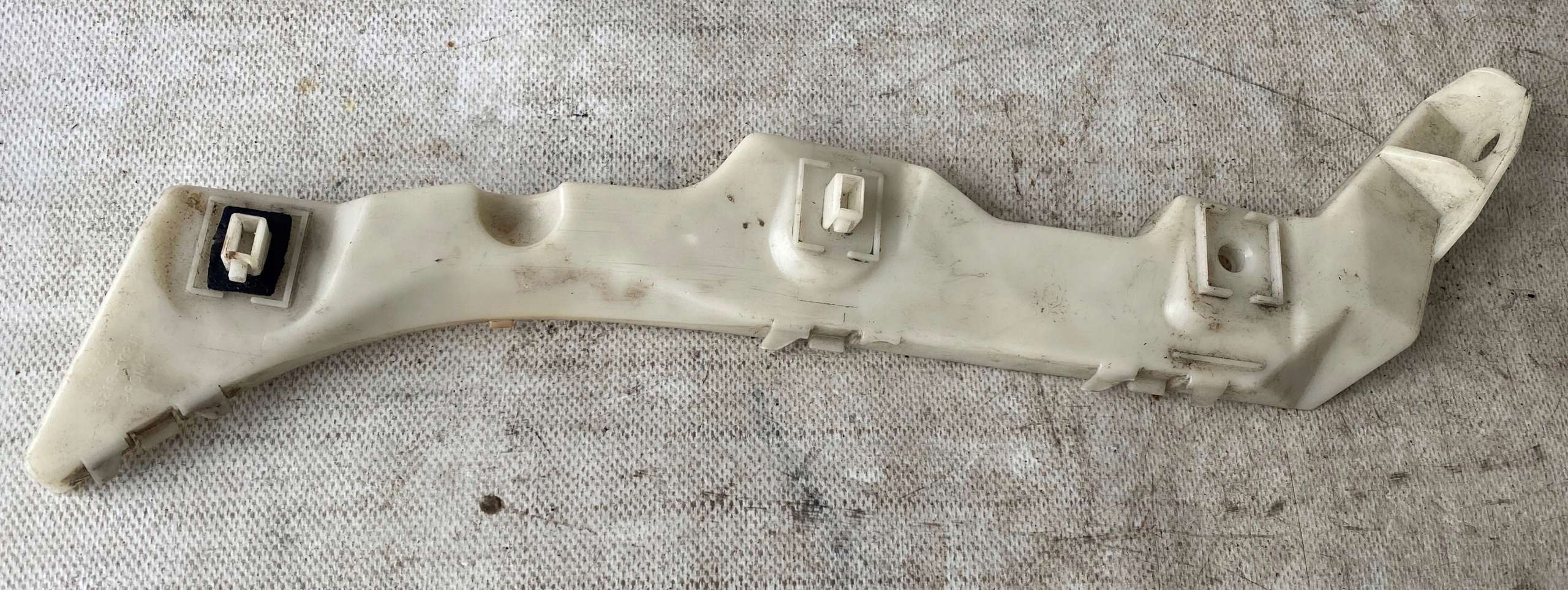 bumper bracket rear part MAZDA 6 G21B-502J1
