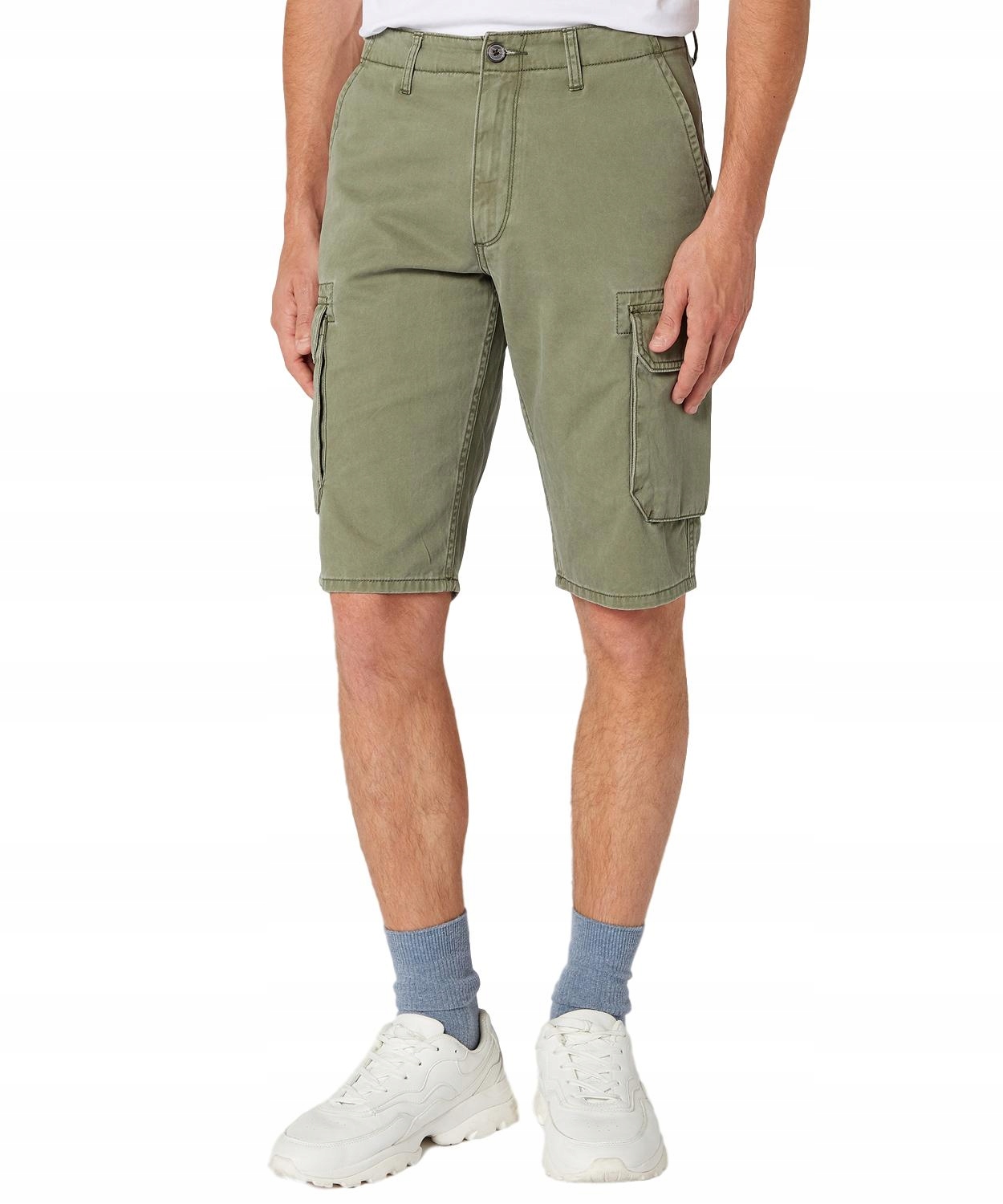 

Wrangler Cargo Short W15DKC275 Dusty Olive 32