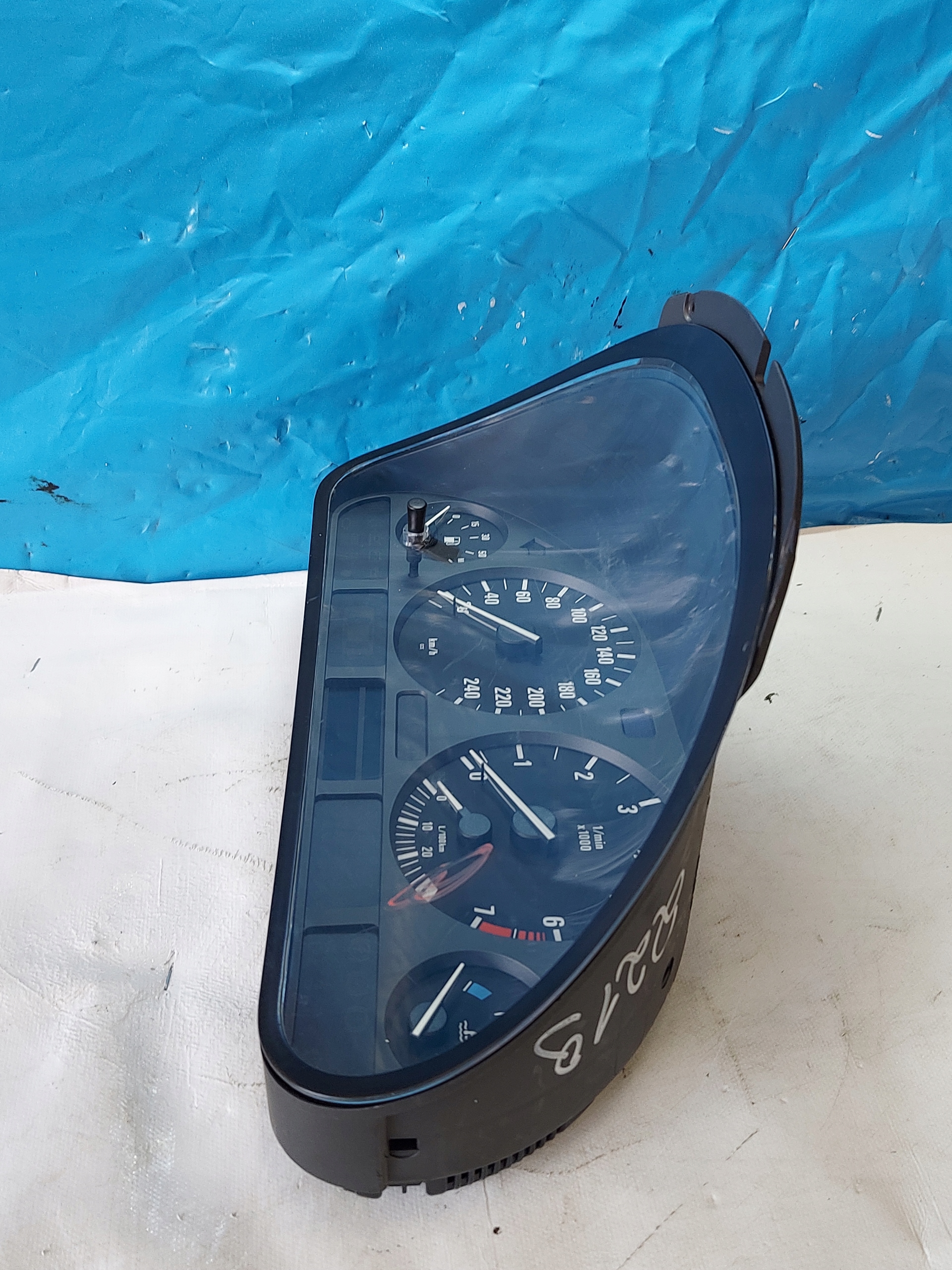 dials clock BMW E39 523i 62118372354