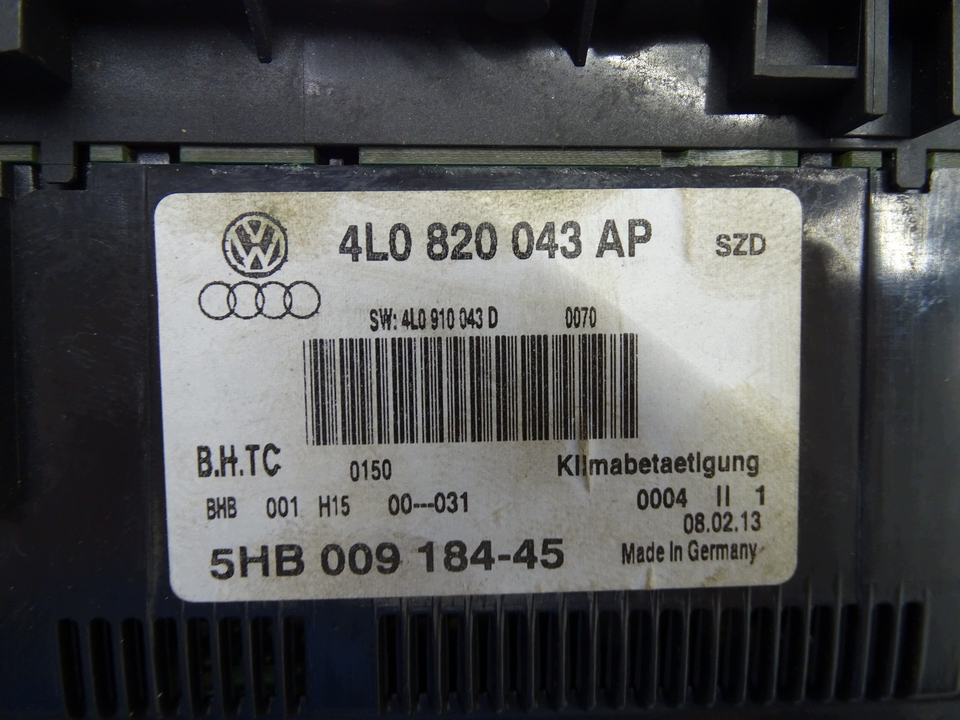 PANEL prekidač rešetka ventilacije klimatizacije AUDI Q7 4L 4L0820043AP