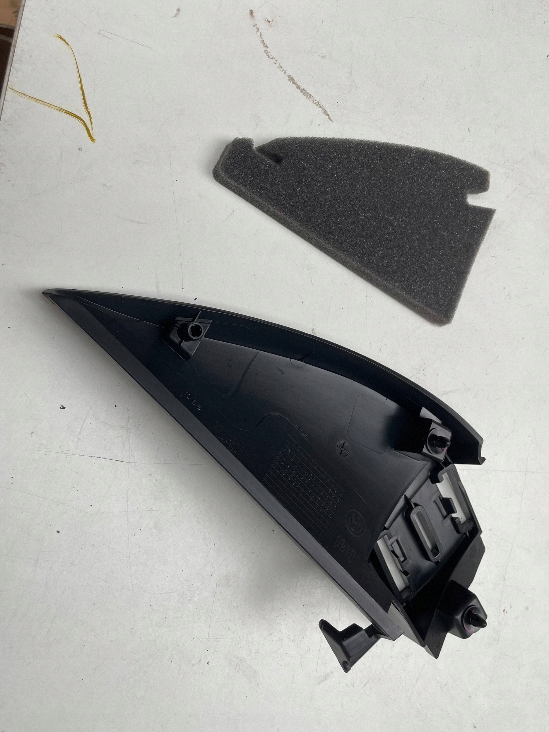 2GM837974 VW T CROSS 18- spoiler inner mirrors right !J