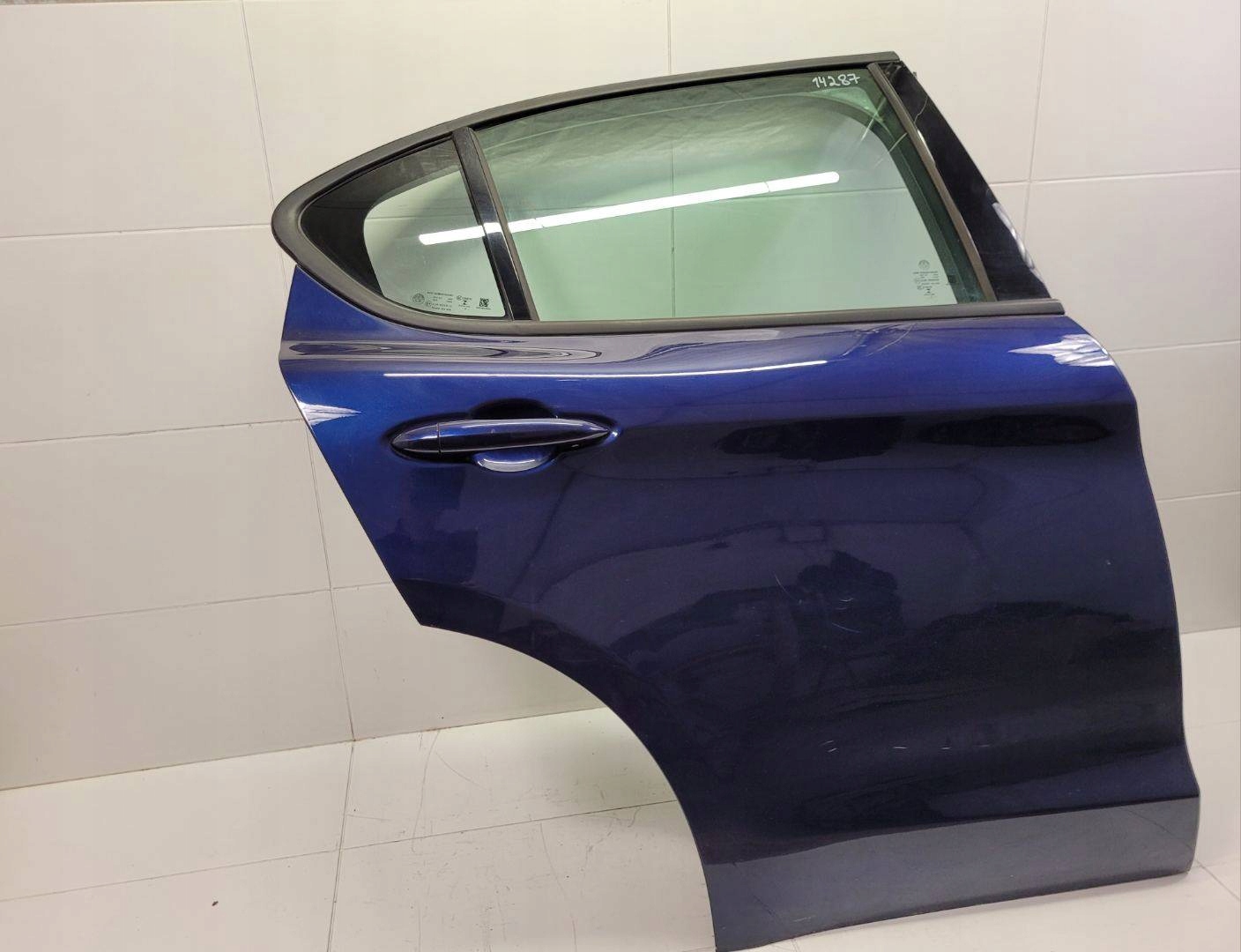 door rear part right side Alfa Romeo Stelvio 2017