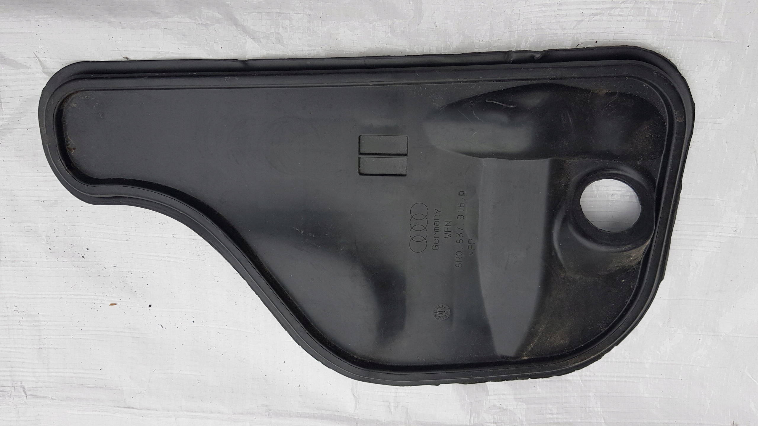 AUDI Q5 8R OSŁONA WYGŁUSZENIE DRZWI PRAWY PRZÓD