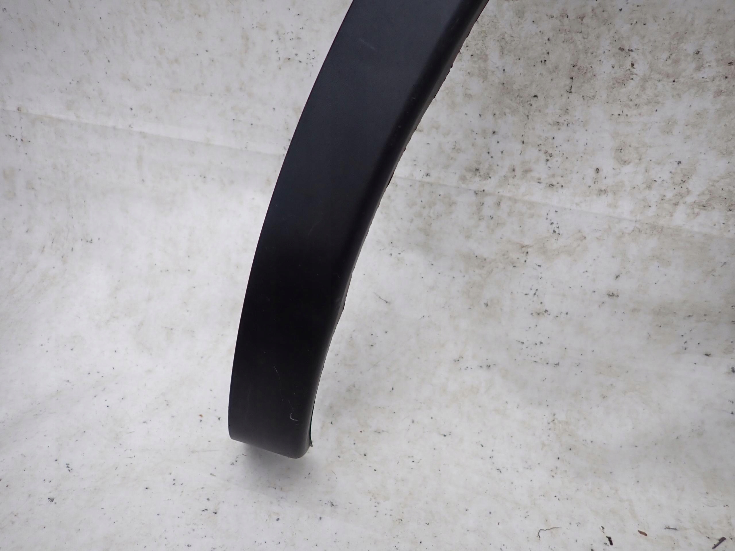 NISSAN QASHQAI and 1 06-13 moulding cap left front