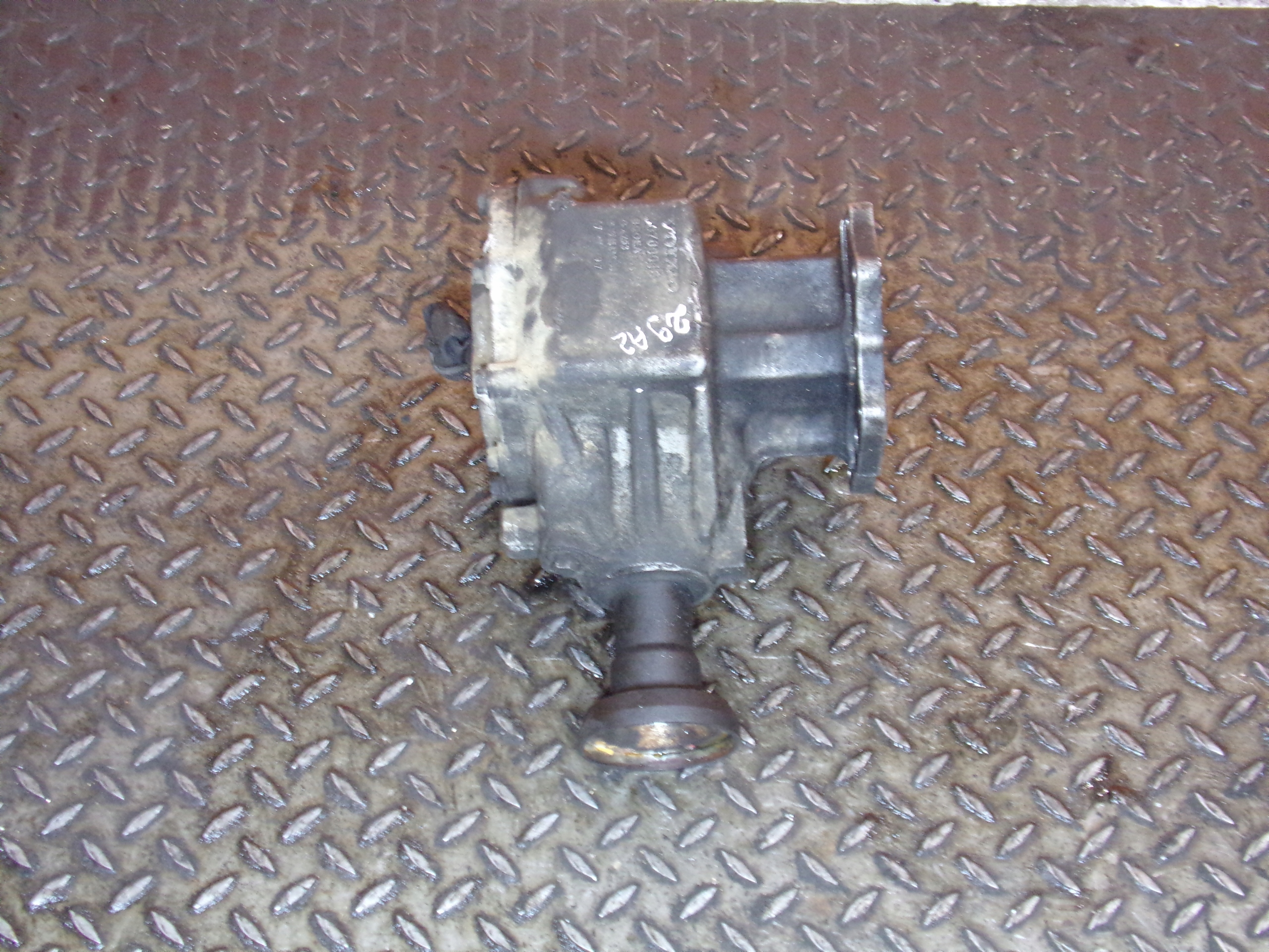 VOLVO XC90 2.4 D5 08r 185KM reduktor 30700016