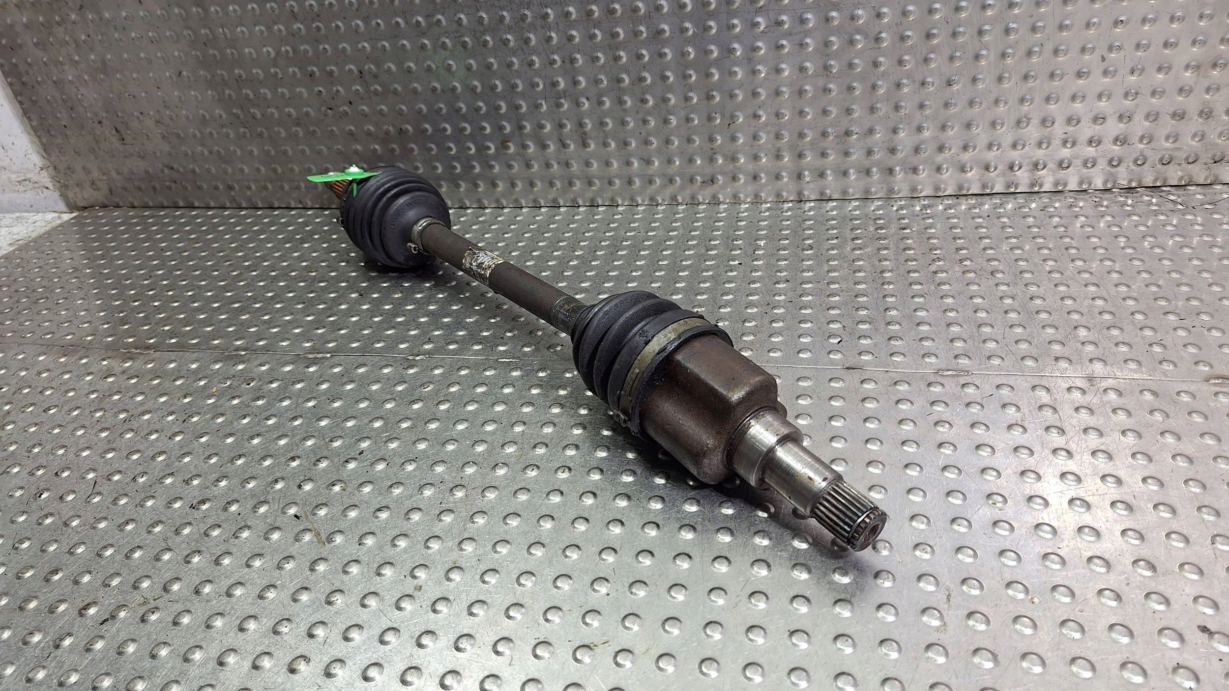 semi-axis right front long 8V51-3B436-CD FIESTA MK7 COURIER 1.25 1.4 TDCI