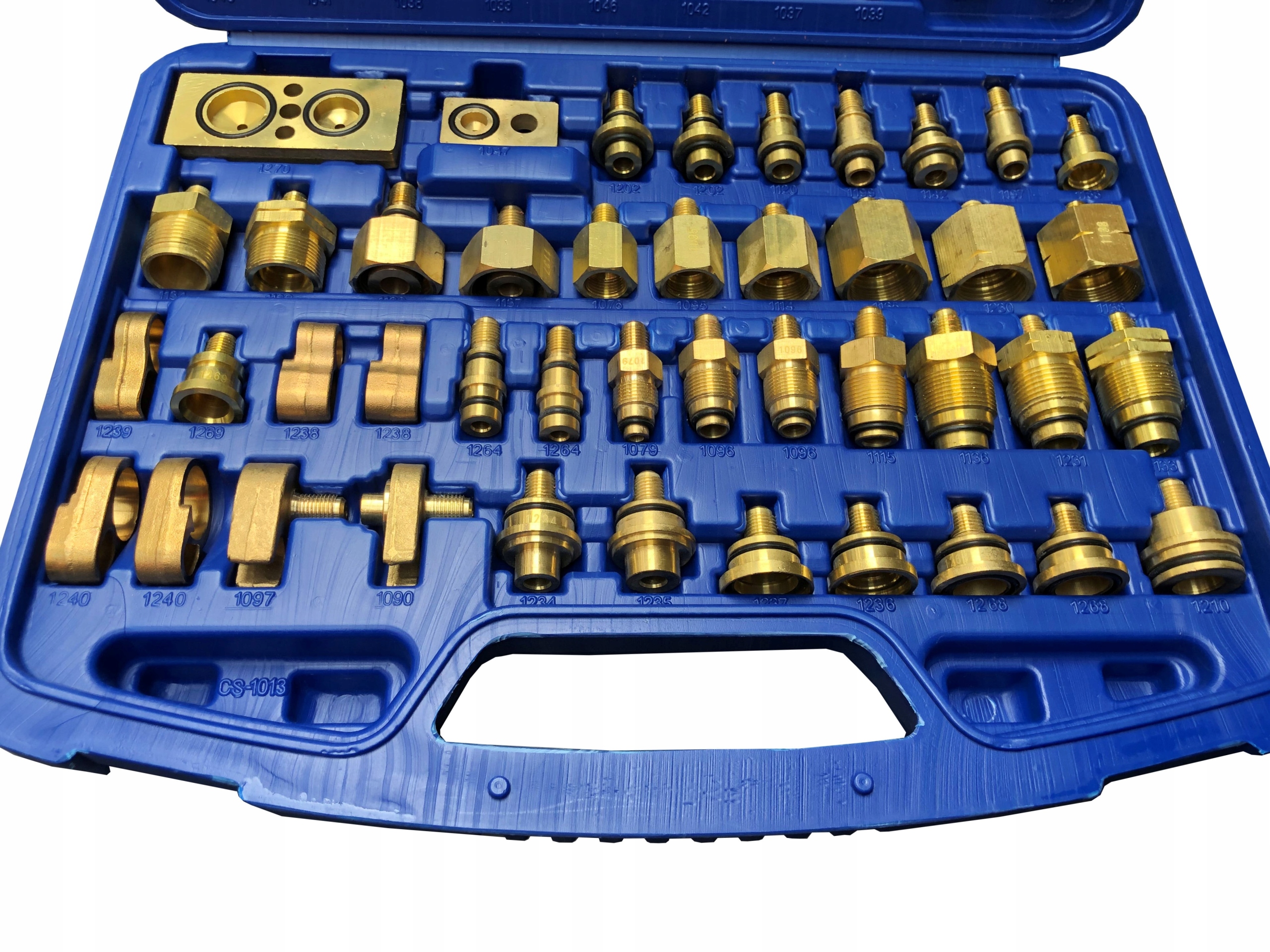 ZESTAW ADAPTEROW DO PLUKANIA UKLADOW KLIMATYZACJI Producent code CEL1788