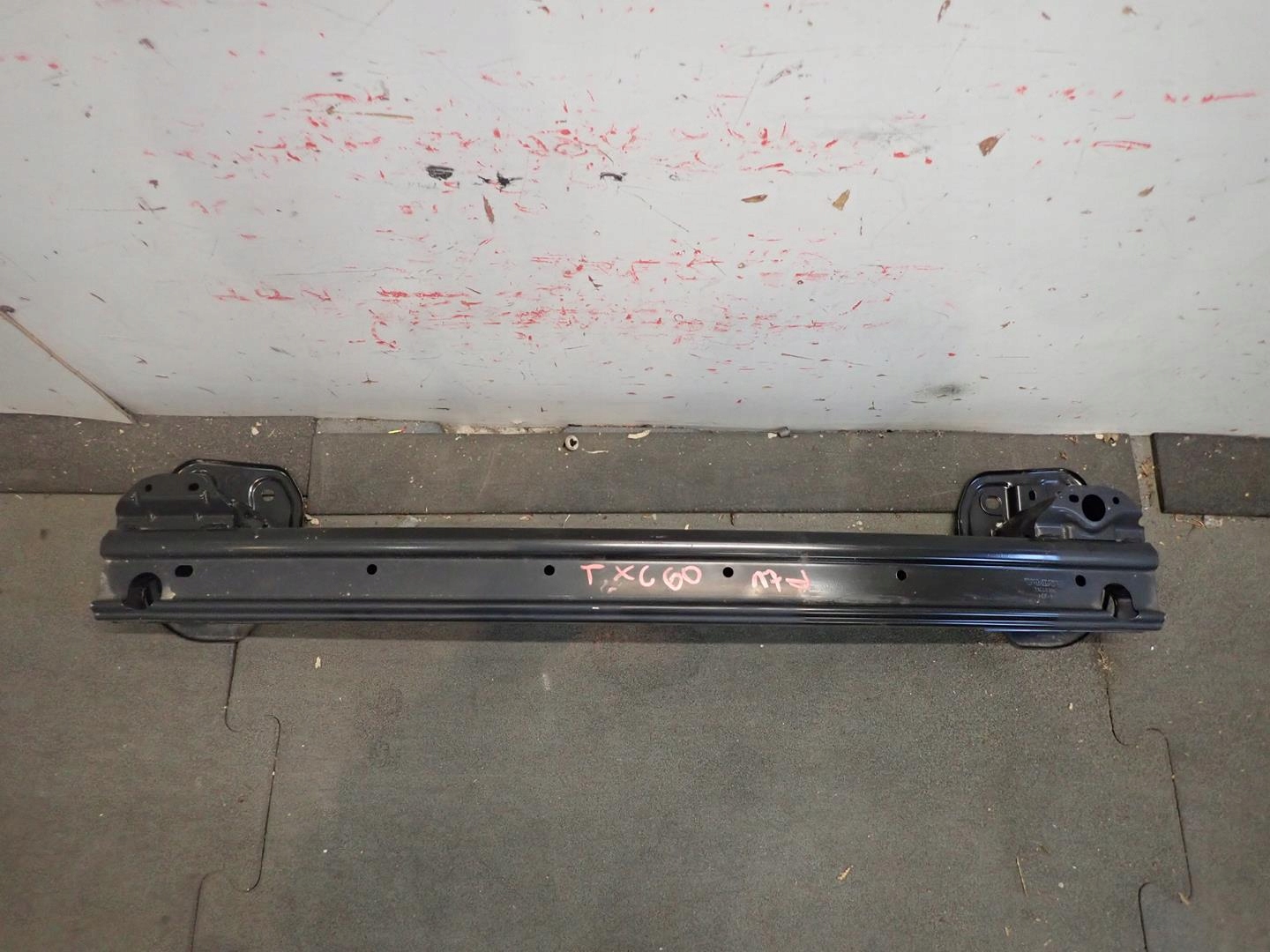 sider below bumper rear part VOLVO XC60 2017- 31448304